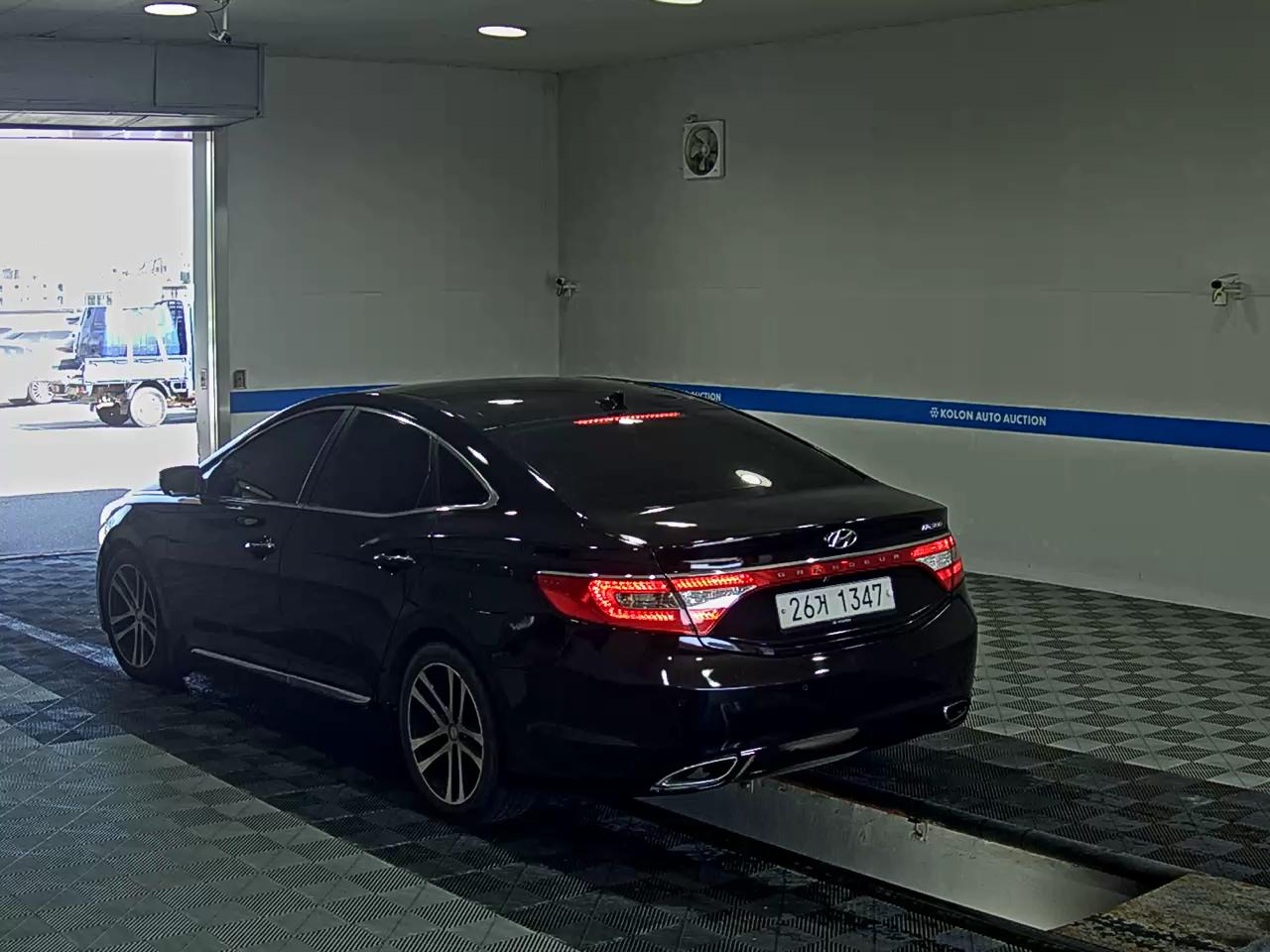 HYUNDAI GRANDEUR HG HG 300 PRIME 2011 - zdjęcie 6