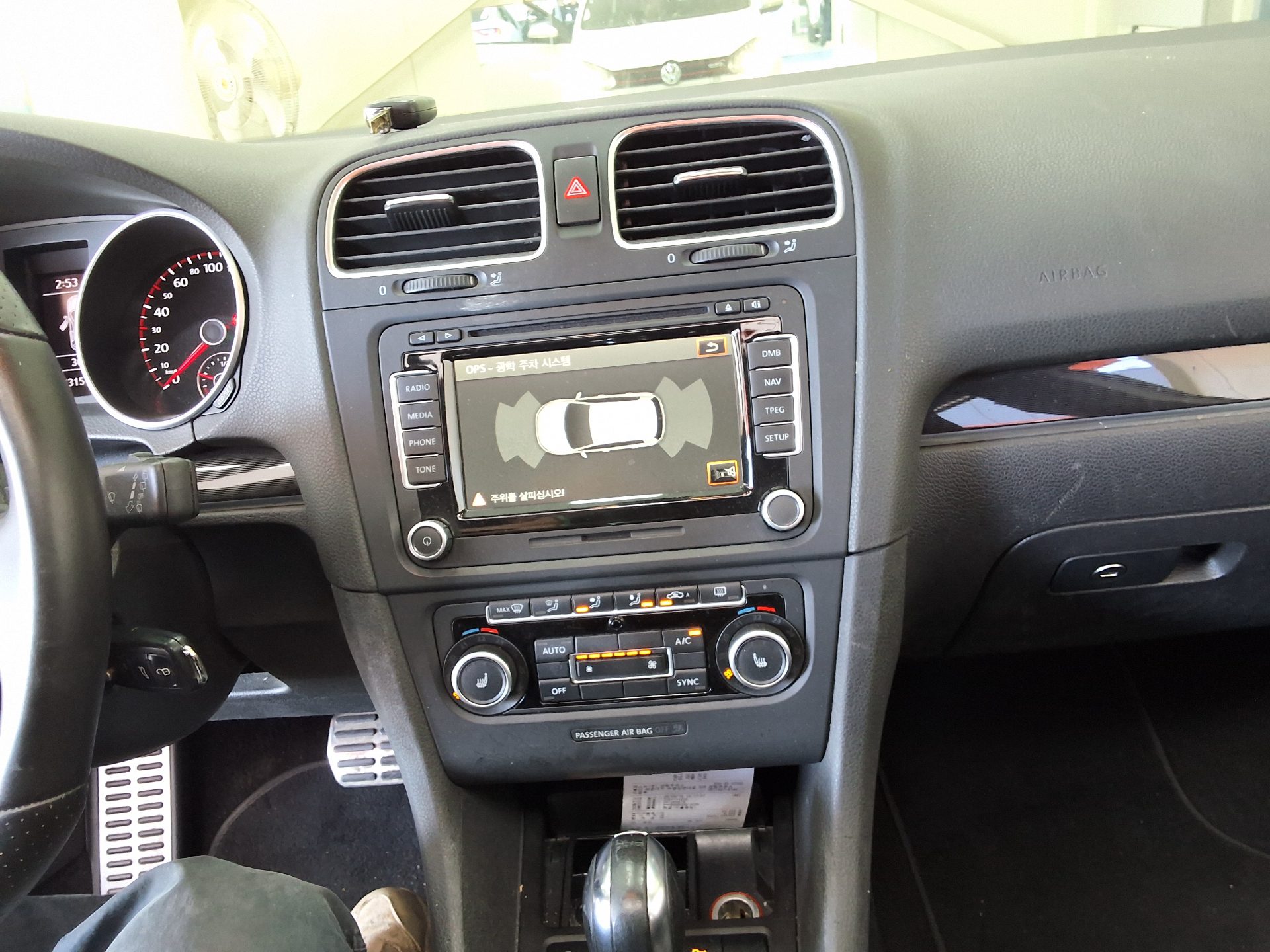 VOLKSWAGEN GOLF (6TH GEN) 2.0 GTD 2013 - zdjęcie 24