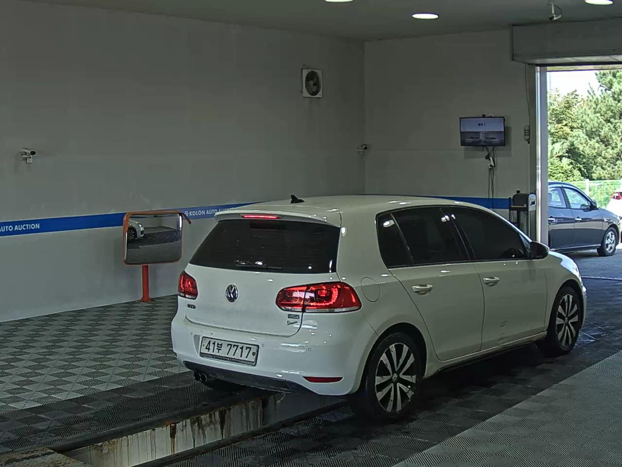 VOLKSWAGEN GOLF (6TH GEN) 2.0 GTD 2013 - zdjęcie 5