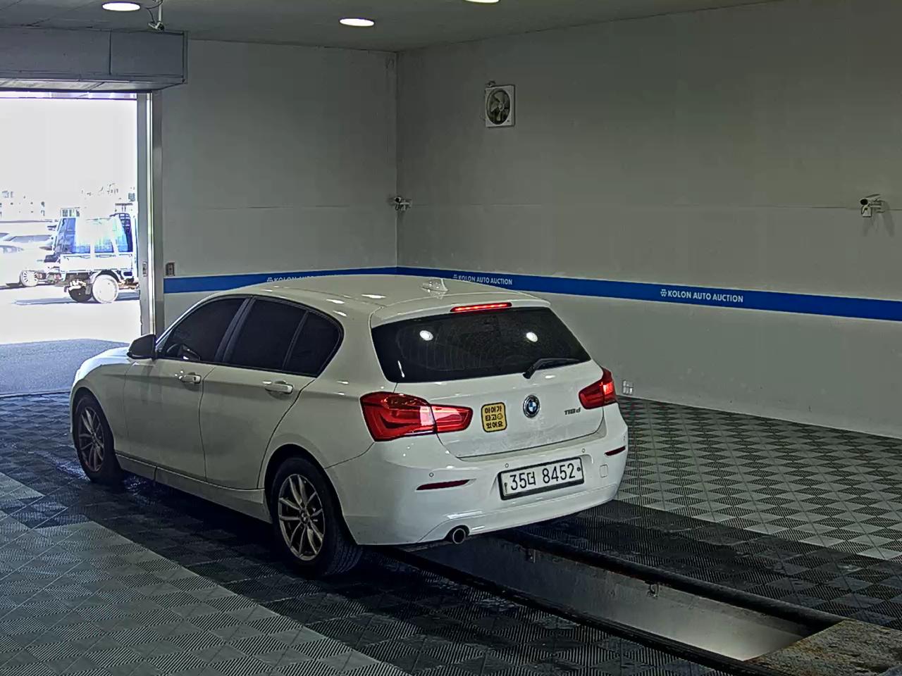BMW 1 SERIES (2ND GEN) 5-DOOR 118d JOY 2017 - zdjęcie 6
