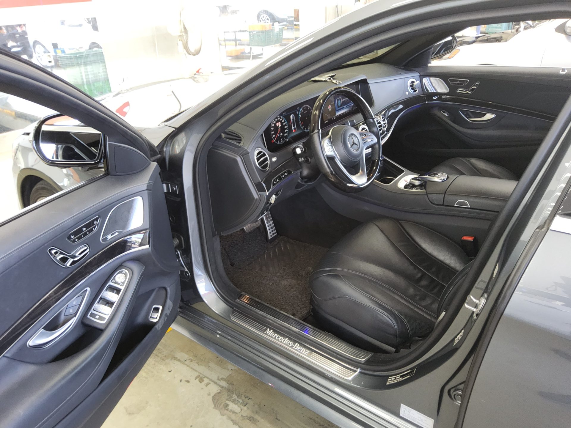 MERCEDES-BENZ S-CLASS (6TH GEN) S450L 4MATIC 2018 - zdjęcie 10