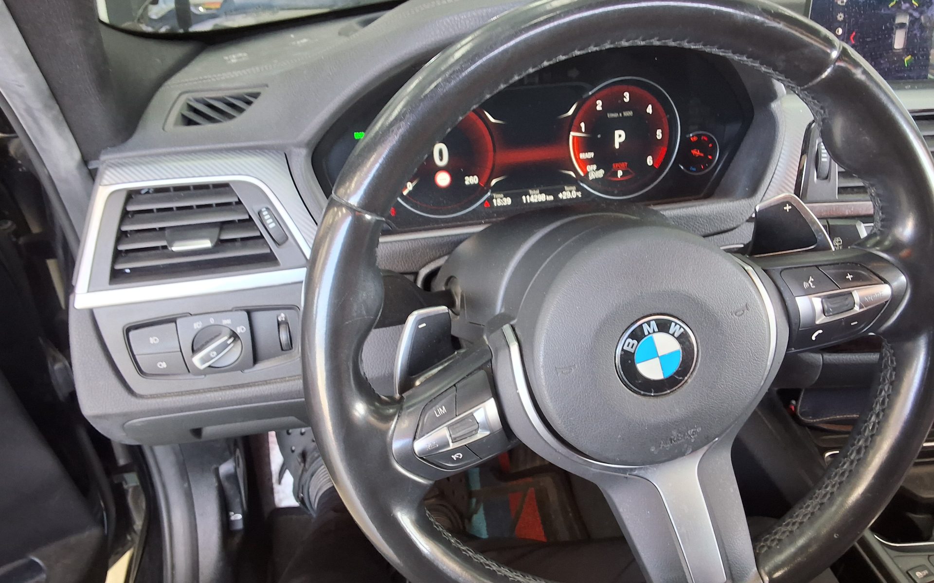BMW 3 SERIES (6TH GEN) TOURING 320d M SPORT PACK SHADOW 2019 - zdjęcie 17