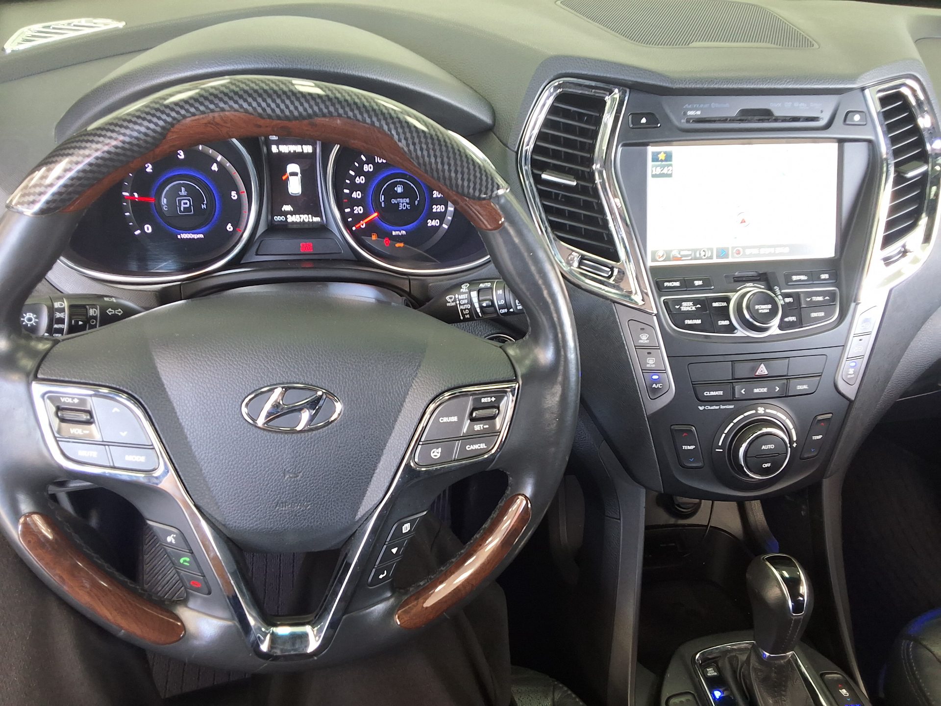 HYUNDAI MAXCRUZ DIESEL R2.2 4WD EXCLUSIVE SPECIAL 2014 - zdjęcie 18