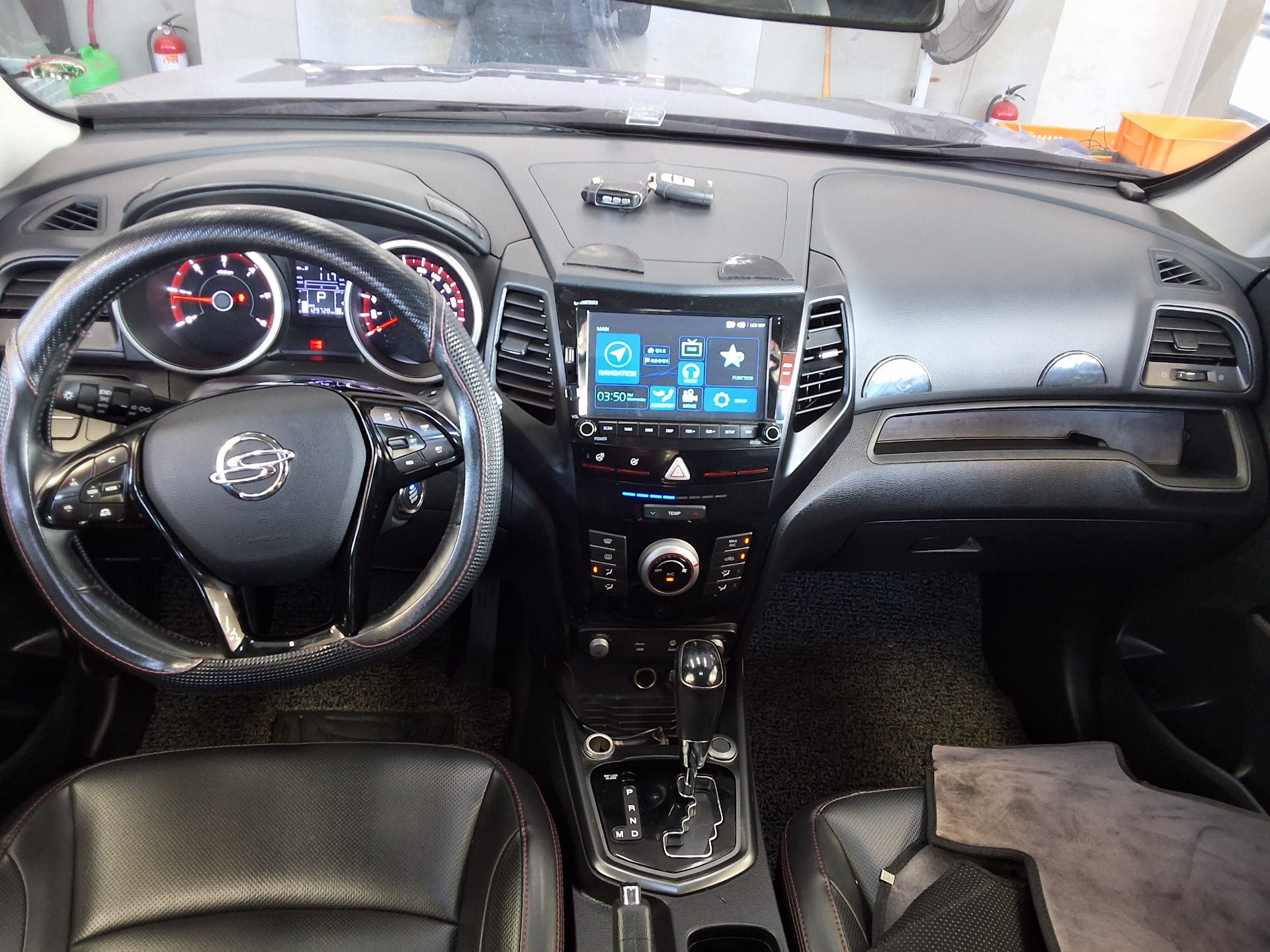 KG MOBILITY (SSANGYONG) TIVOLI AIR DIESEL 2WD IX 2018 - zdjęcie 11
