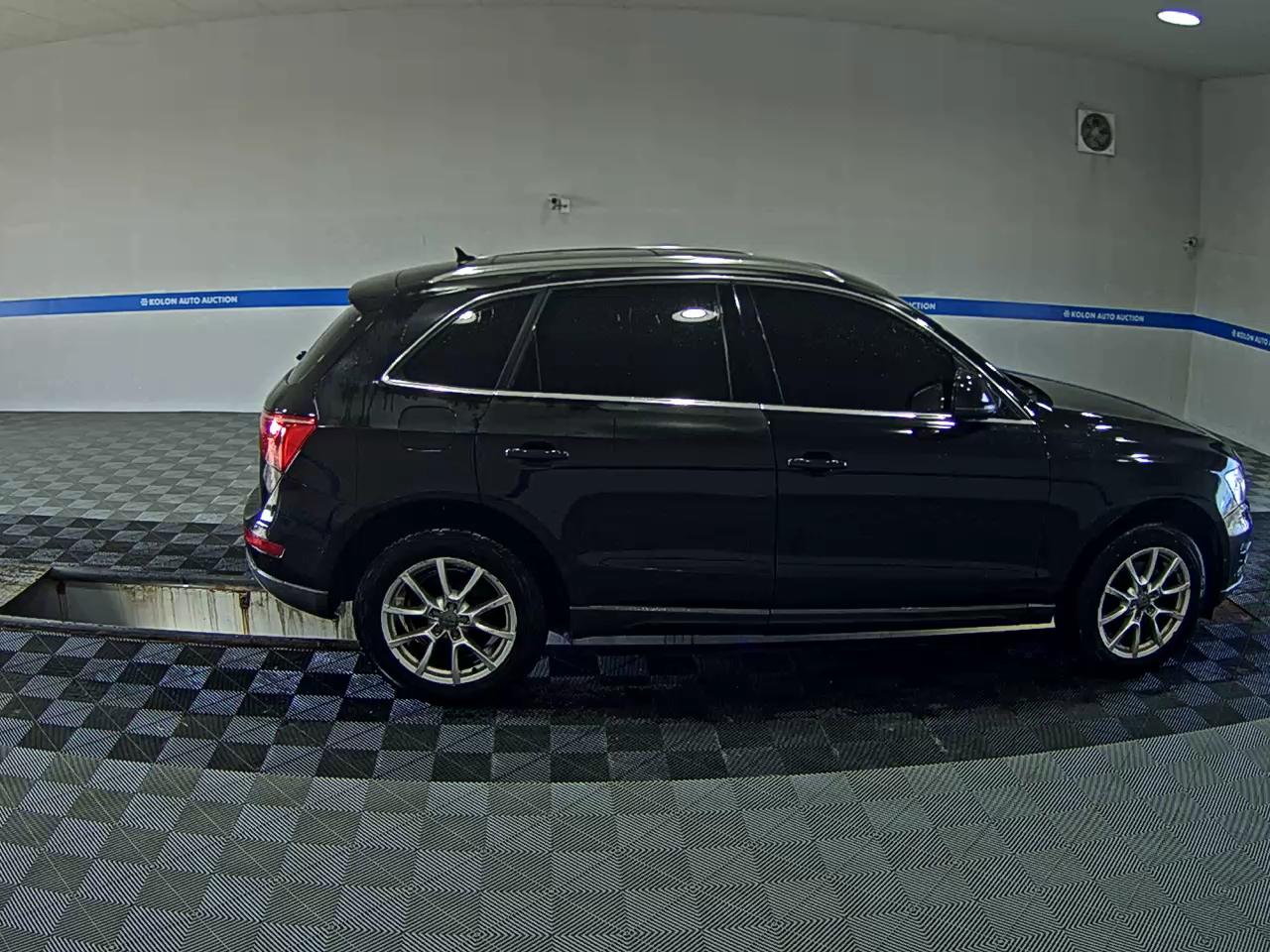 AUDI Q5 2.0 TDI QUATTRO 2011 - zdjęcie 4