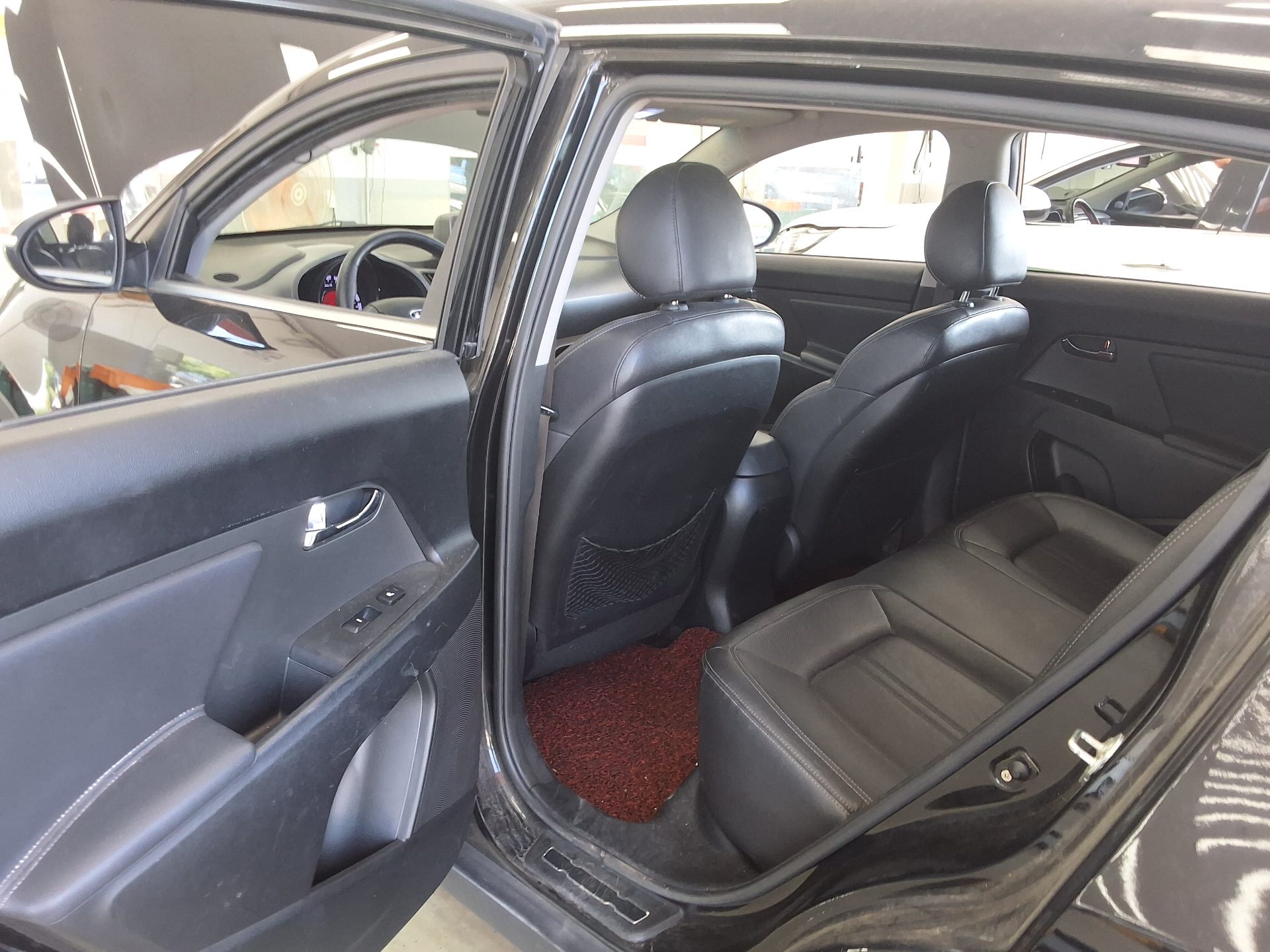 KIA SPORTAGE R DIESEL R2.0 2WD TLX PREMIUM 2011 - zdjęcie 13