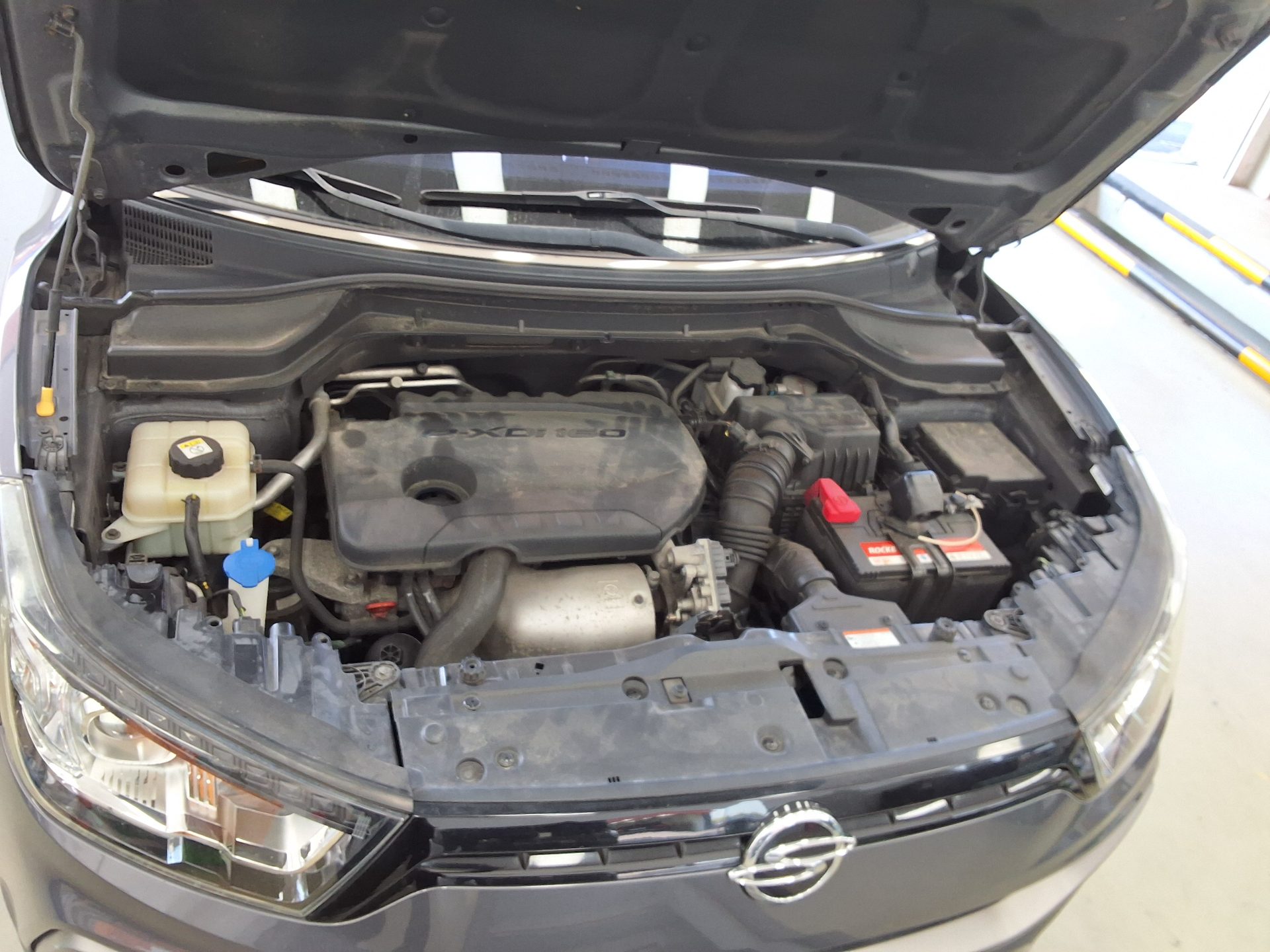 KG MOBILITY (SSANGYONG) TIVOLI AIR DIESEL 2WD IX 2018 - zdjęcie 18