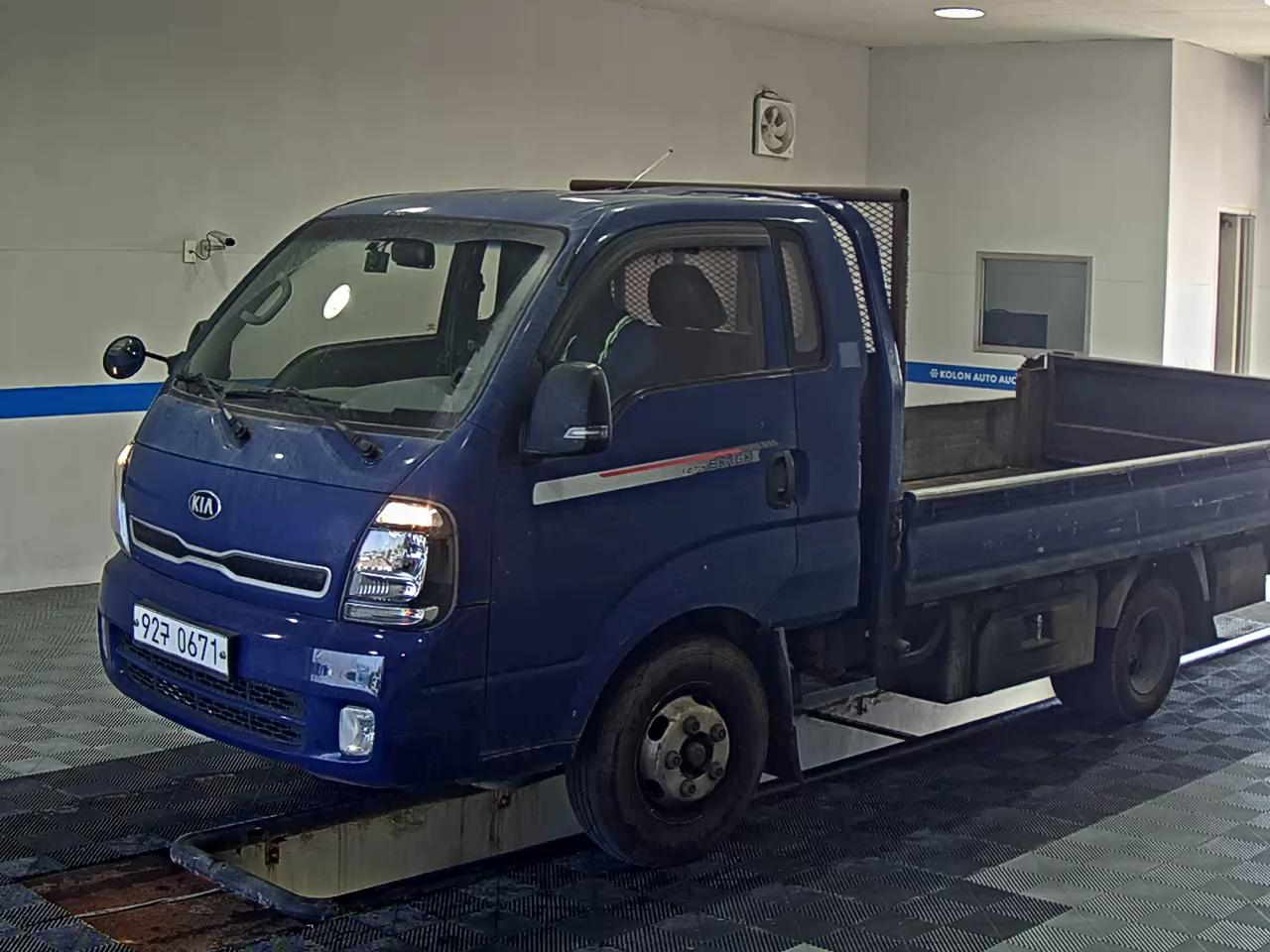 KIA THE NEW BONGO III CARGO 1.2 TON KING CAB EXTRA LONG WHEELBASE GL 2020 - zdjęcie 2