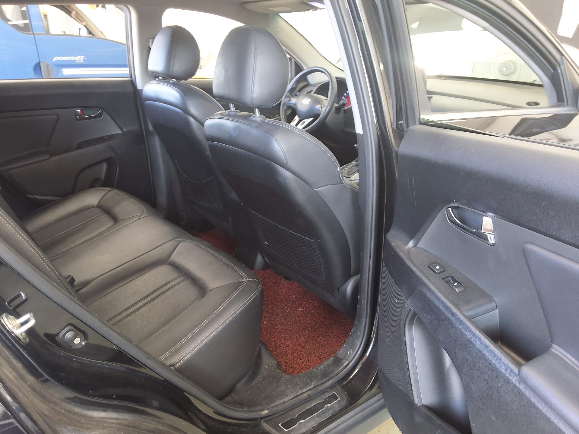 KIA SPORTAGE R DIESEL R2.0 2WD TLX PREMIUM 2011 - zdjęcie 14