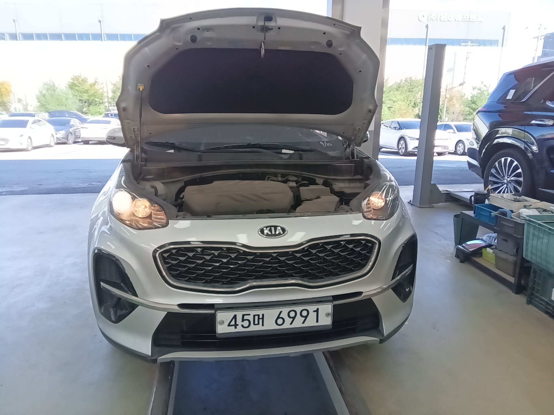 KIA SPORTAGE THE BOLD R2.0 DIESEL 2WD PRESTIGE 2019 - zdjęcie 21