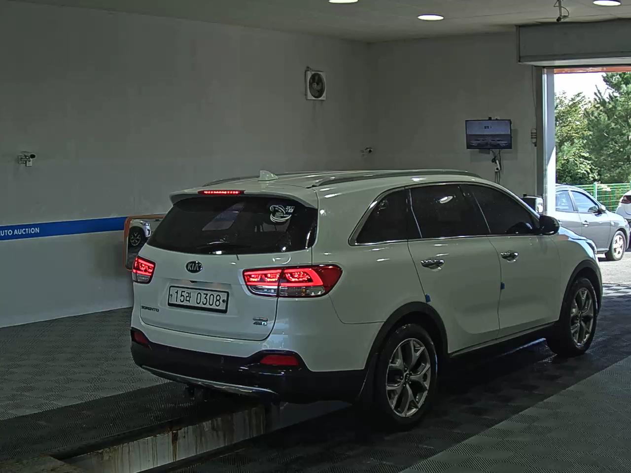 KIA ALL NEW SORENTO R2.0 4WD NOBLESSE 2016 - zdjęcie 5