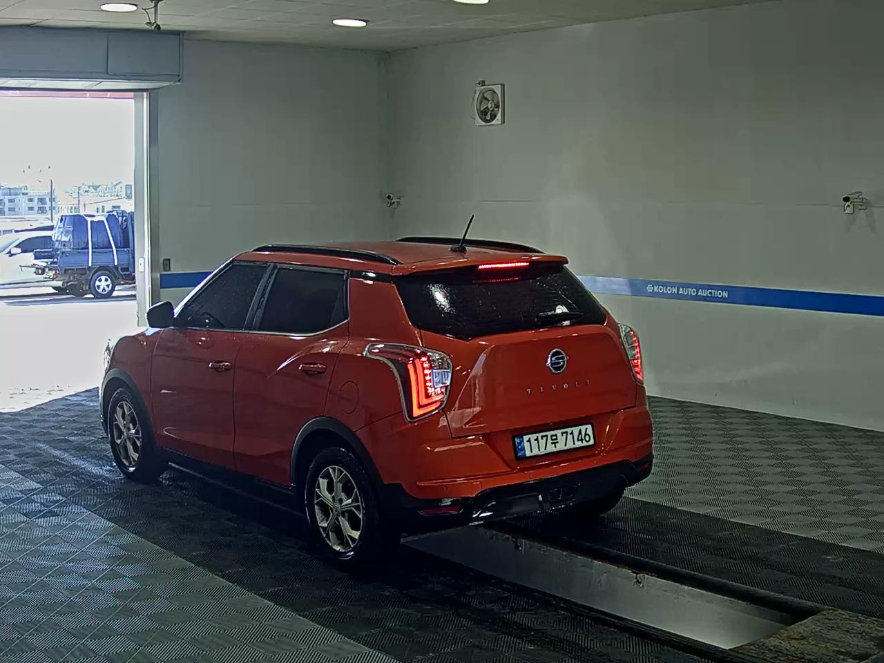 KG MOBILITY (SSANGYONG) VERY NEW TIVOLI 1.5 GASOLINE 2WD V3 2021 - zdjęcie 6