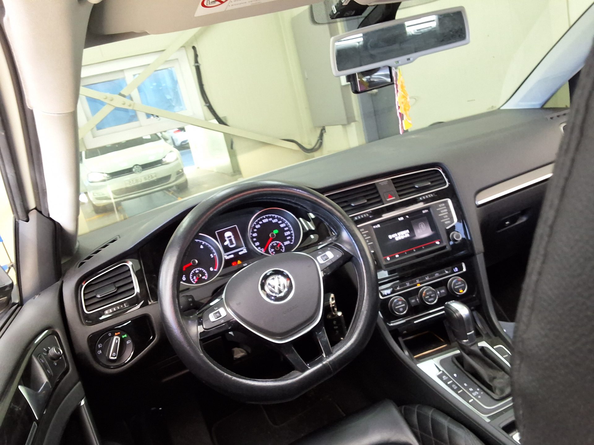 VOLKSWAGEN GOLF (7TH GEN) 2.0 TDI 2016 - zdjęcie 12
