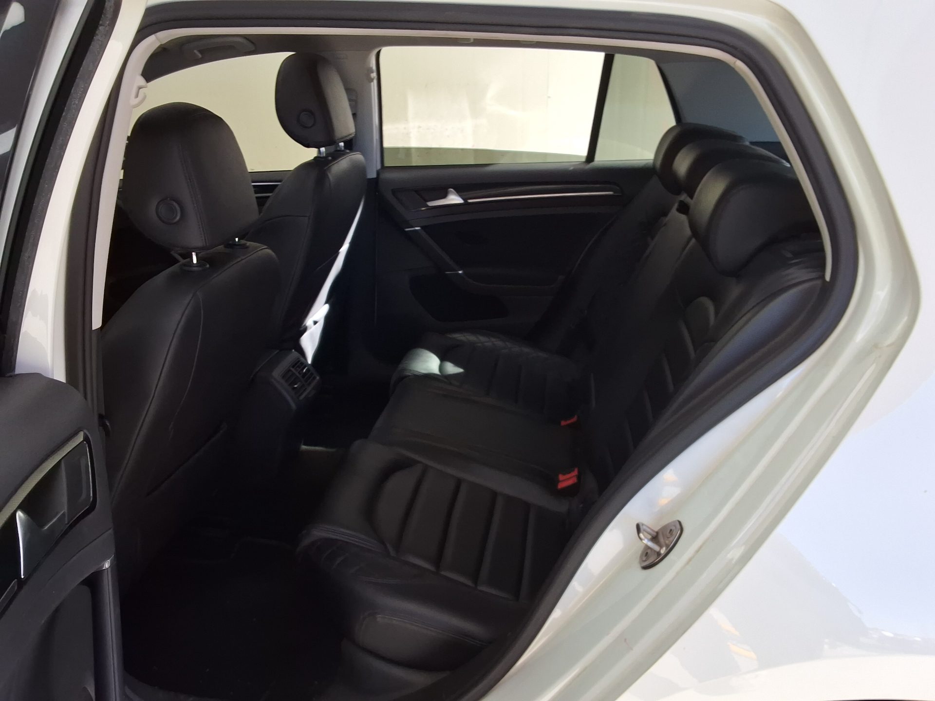 VOLKSWAGEN GOLF (7TH GEN) 2.0 TDI 2016 - zdjęcie 13