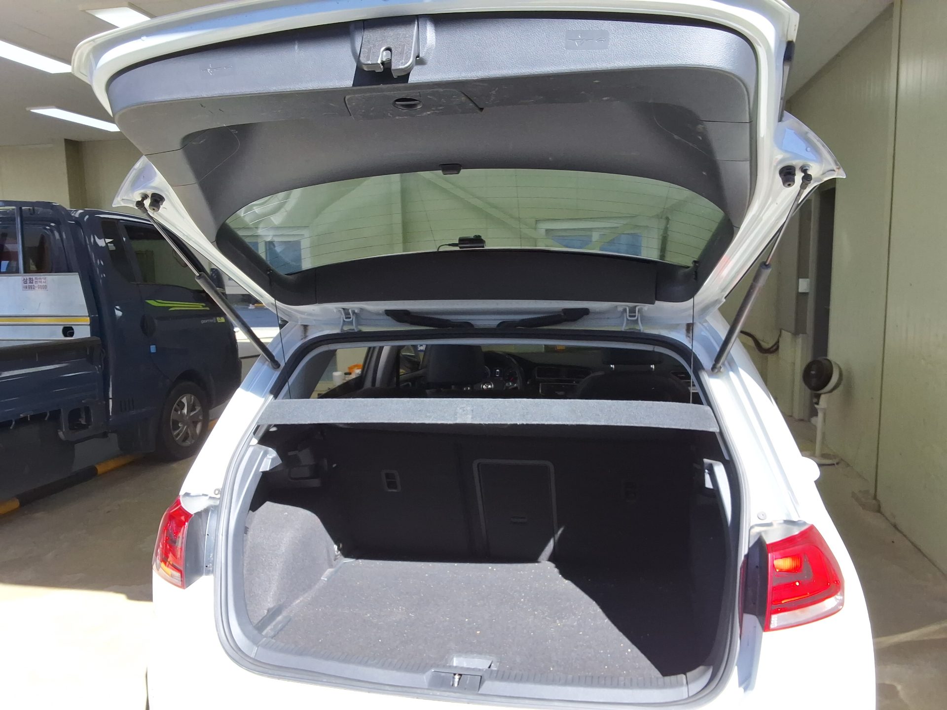 VOLKSWAGEN GOLF (7TH GEN) 2.0 TDI 2016 - zdjęcie 16