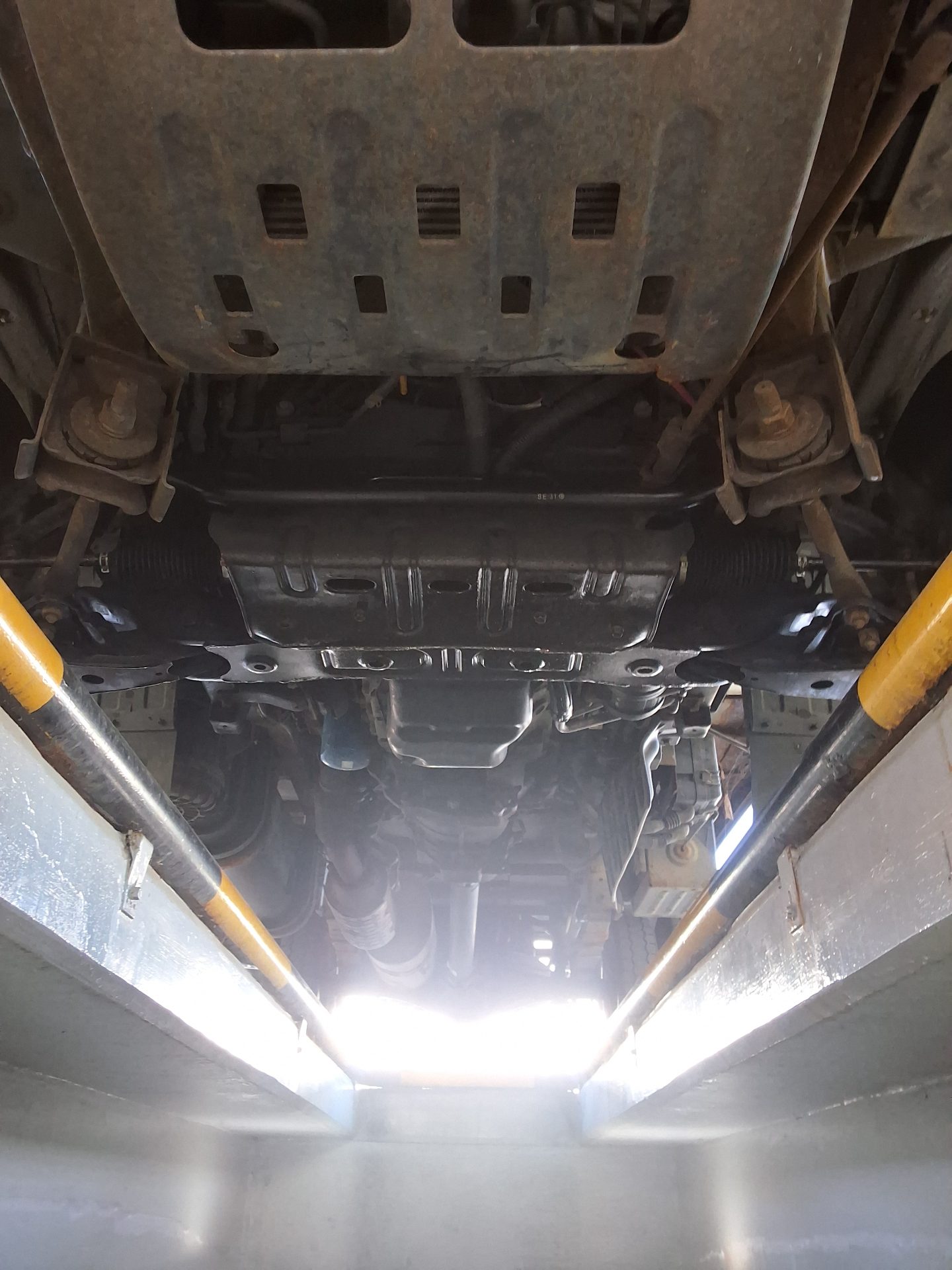 KIA BONGO III CARGO FREEZER BOX TRUCK 1 TON KING CAB 2019 - zdjęcie 9