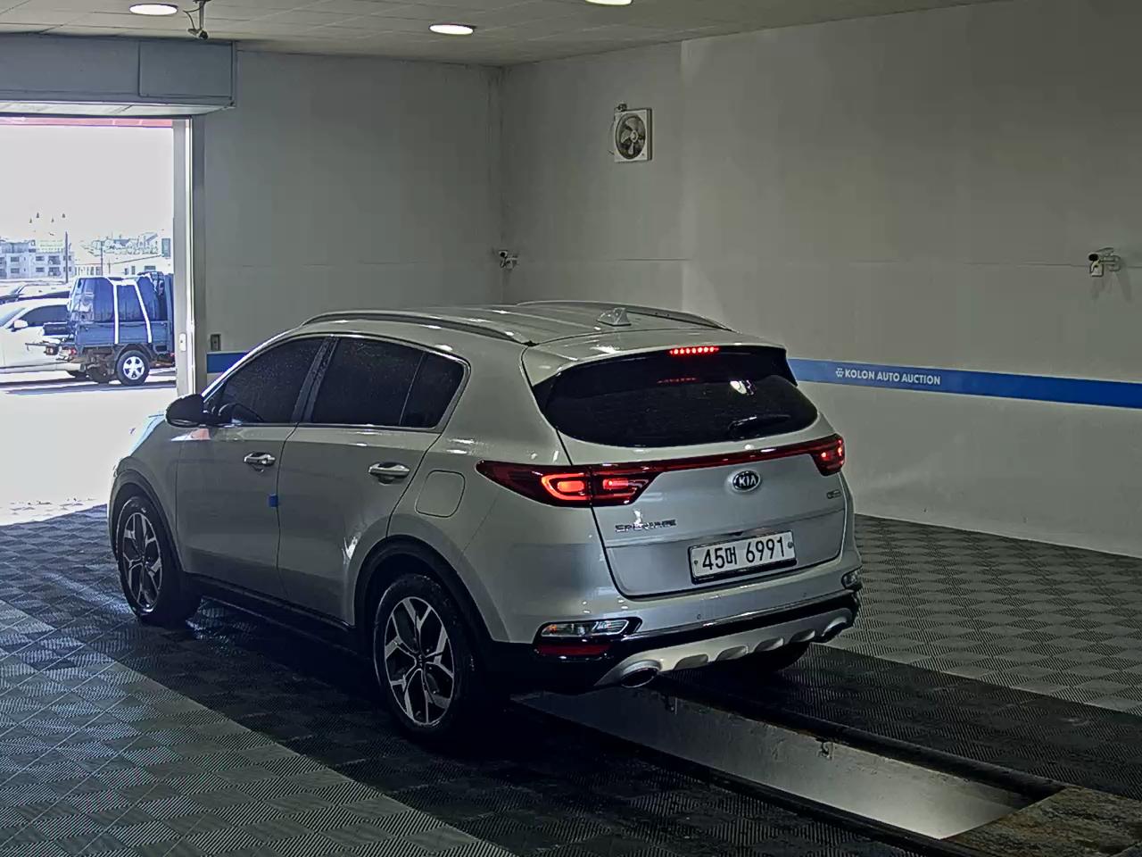 KIA SPORTAGE THE BOLD R2.0 DIESEL 2WD PRESTIGE 2019 - zdjęcie 6
