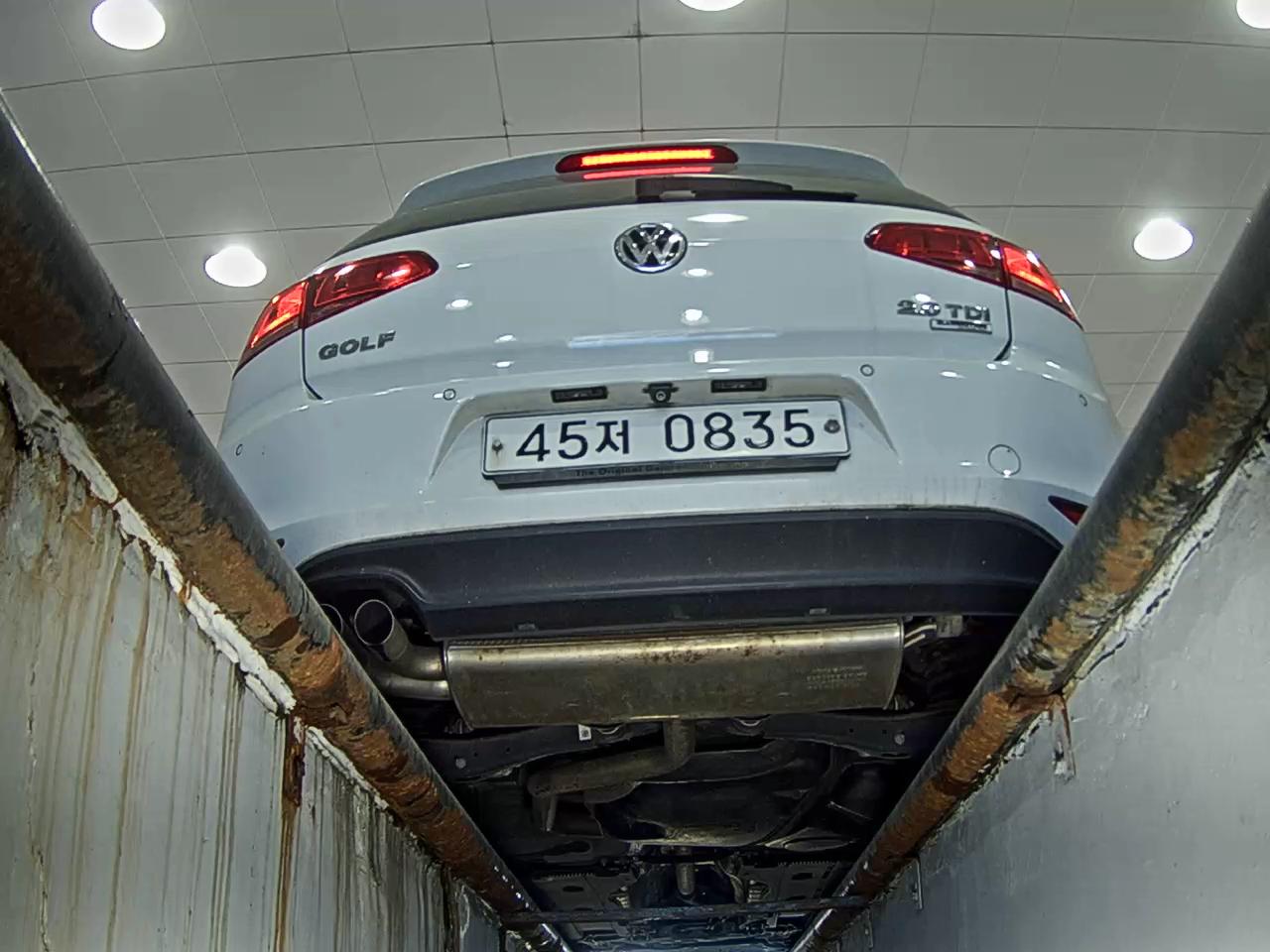 VOLKSWAGEN GOLF (7TH GEN) 2.0 TDI 2016 - zdjęcie 8