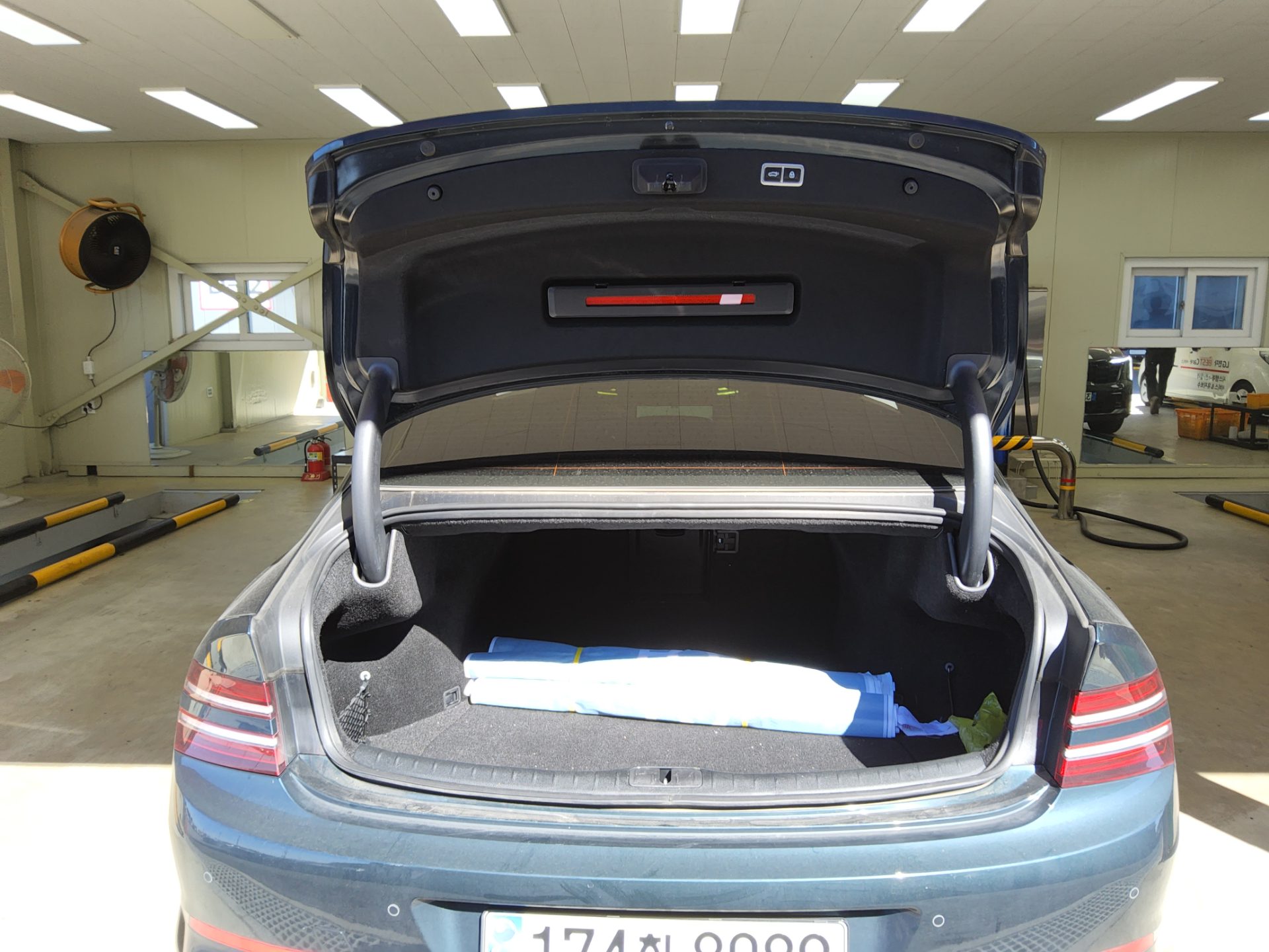 GENESIS THE ALL NEW G80 GASOLINE 2.5 2WD BASE MODEL 2024 - zdjęcie 15