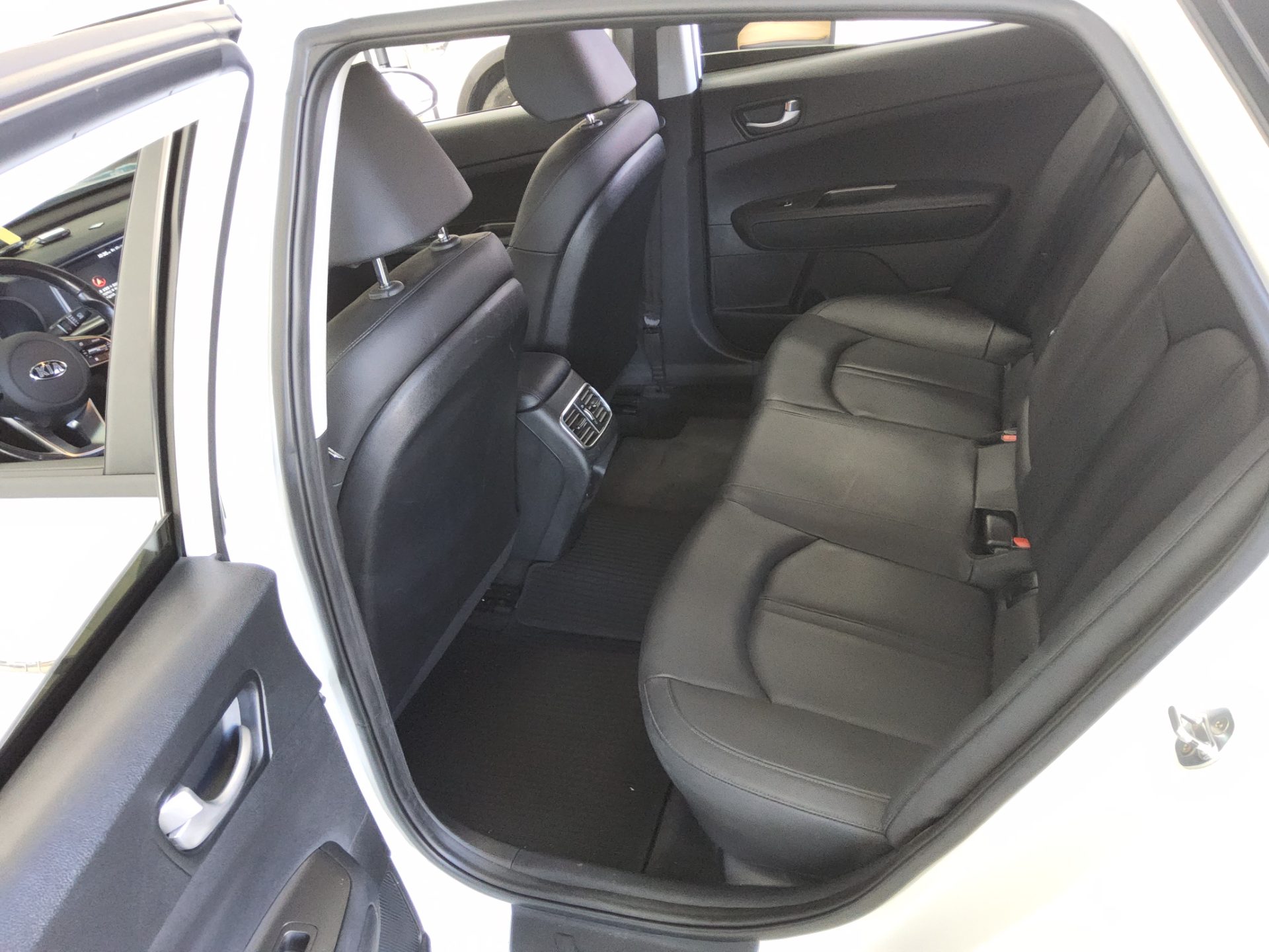 KIA NEW NEW K5 2.0 GASOLINE PRESTIGE 2020 - zdjęcie 12