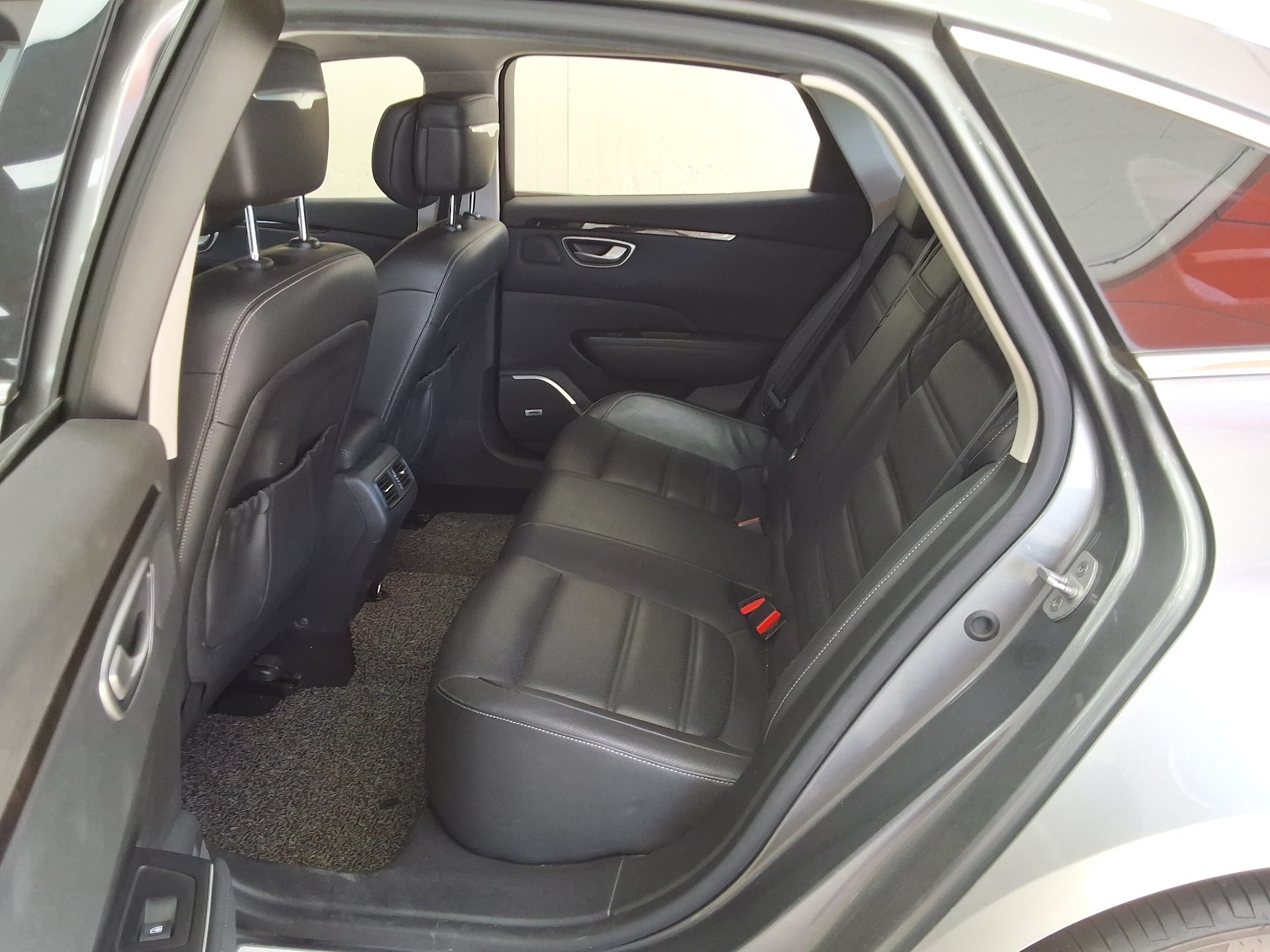 RENAULT (SAMSUNG) SM6 2.0 GDe RE 2017 - zdjęcie 13