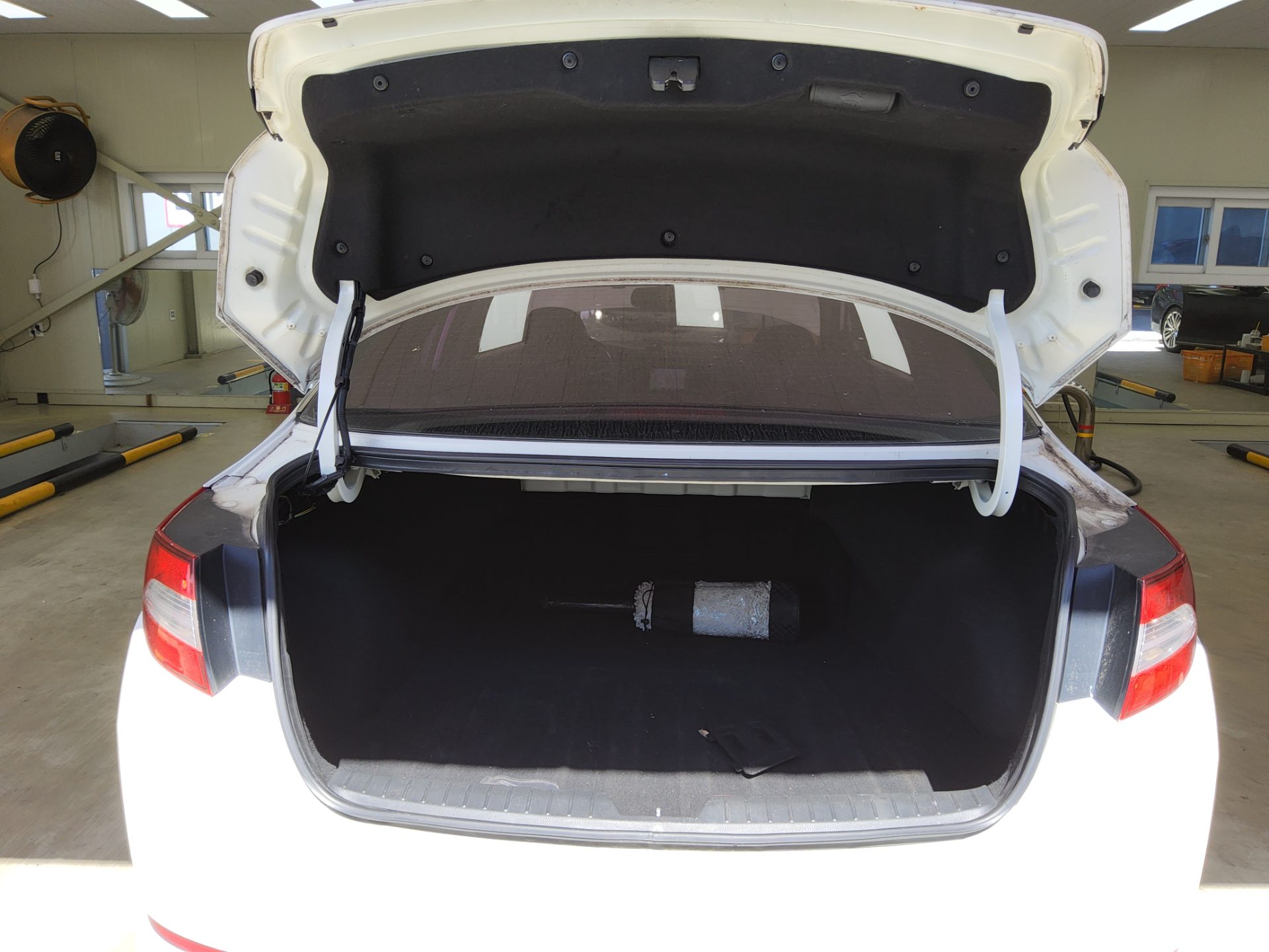 KIA K5 2.4 GDI NOBLESSE 2011 - zdjęcie 15