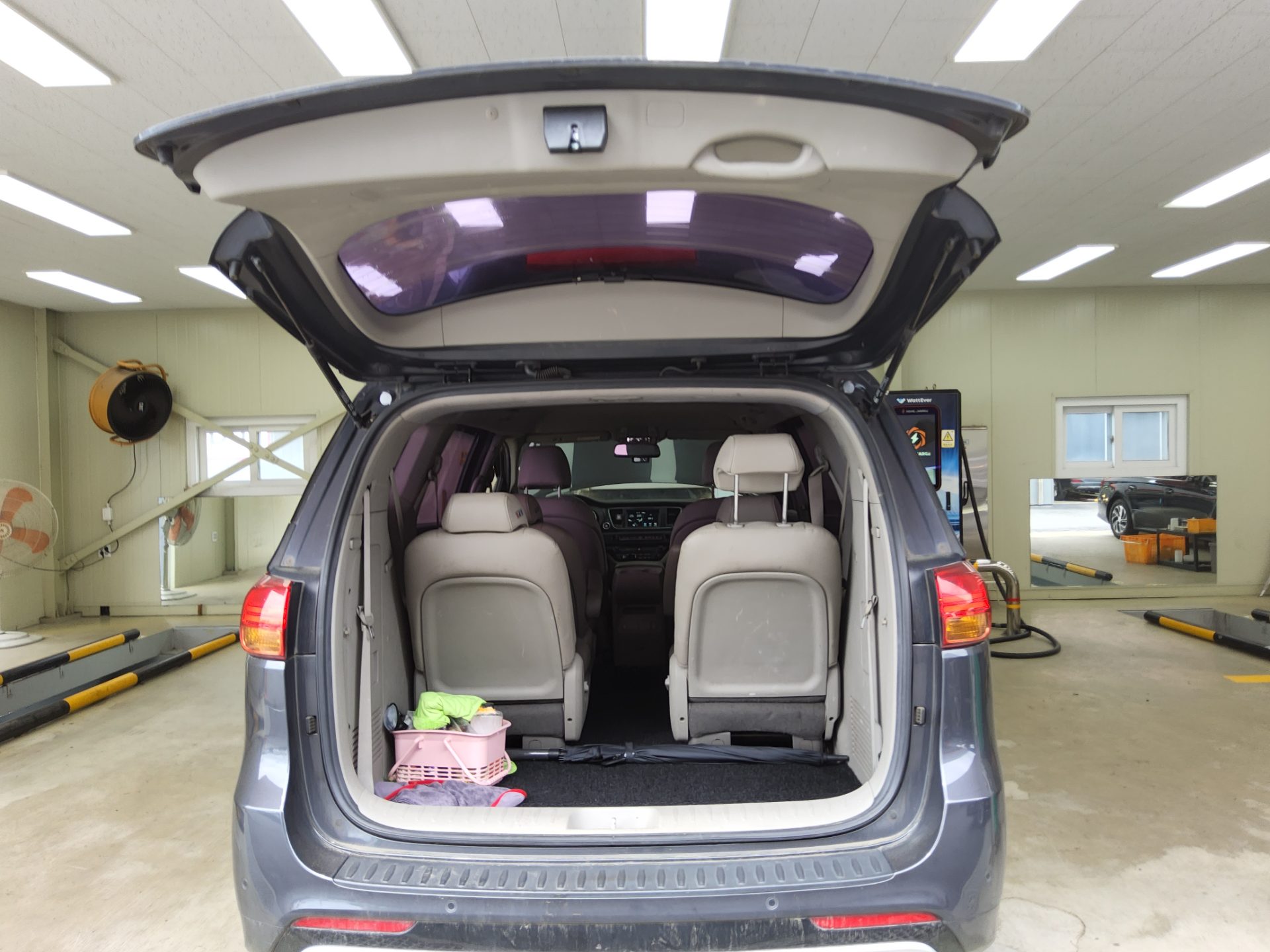 KIA ALL NEW CARNIVAL 9-SEATER DIESEL LUXURY 2015 - zdjęcie 15