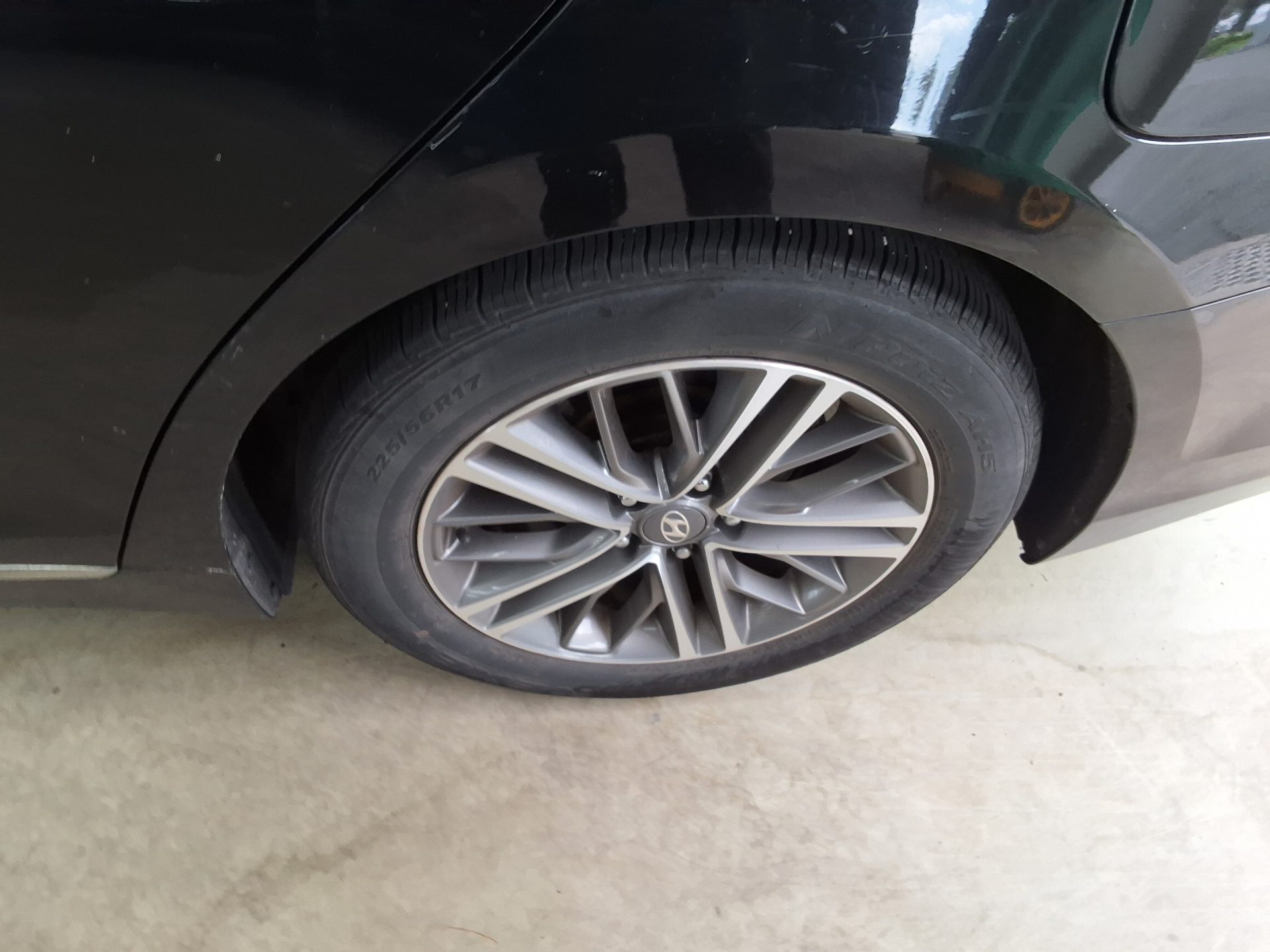 HYUNDAI GRANDEUR IG 3.0 LPi RENTAL CAR MODERN 2018 - zdjęcie 20