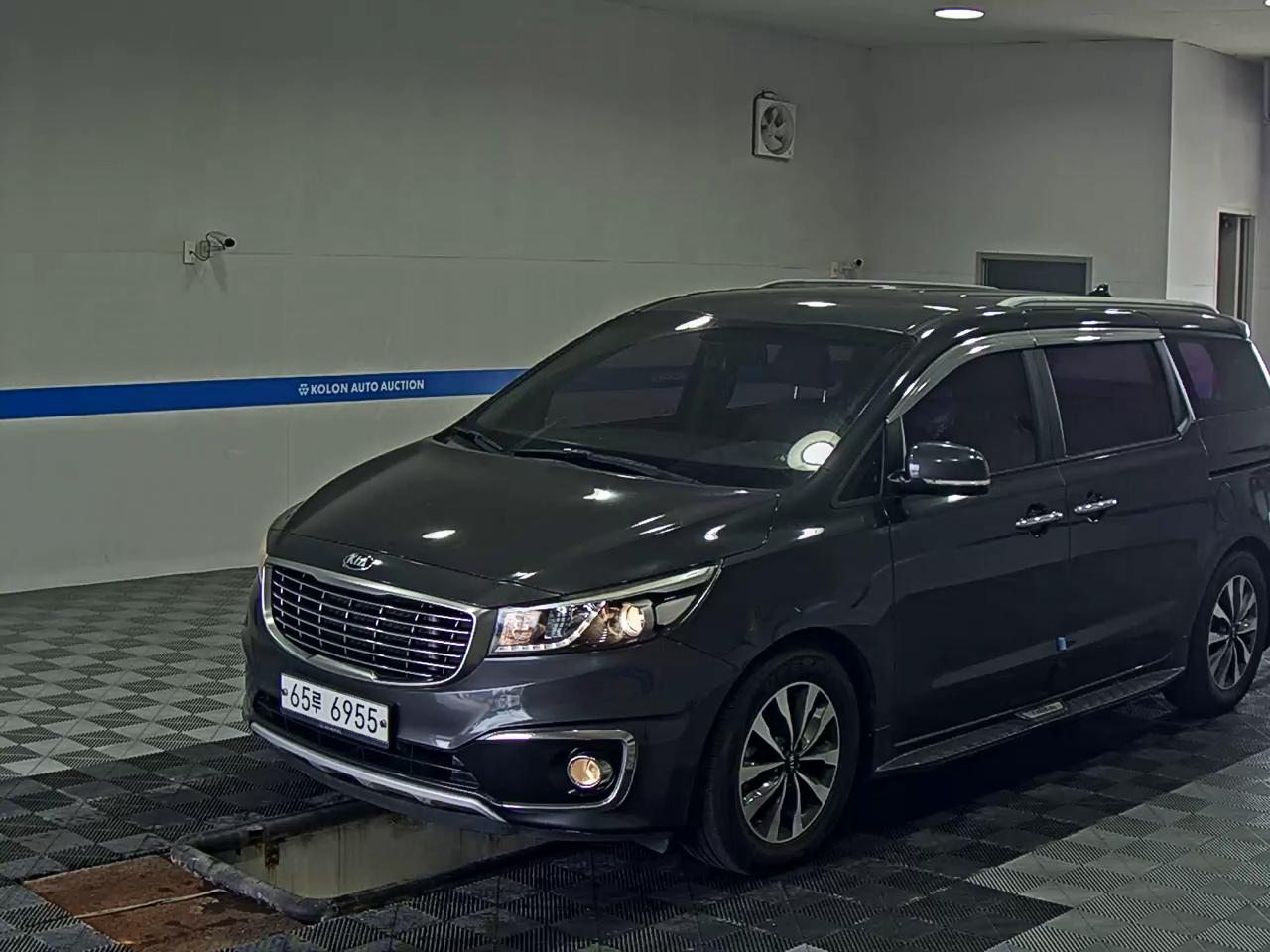 KIA ALL NEW CARNIVAL 9-SEATER DIESEL LUXURY 2015 - zdjęcie 2