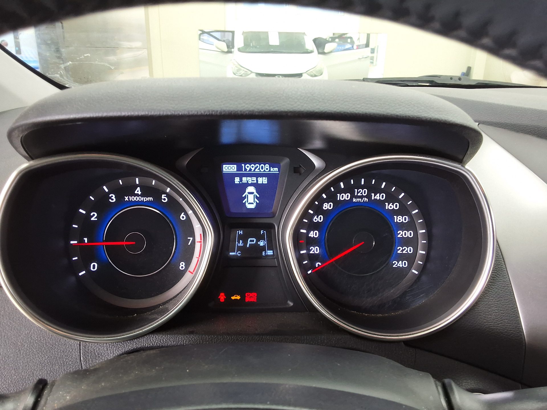 HYUNDAI AVANTE MD M16 GDi PREMIER 2012 - zdjęcie 10
