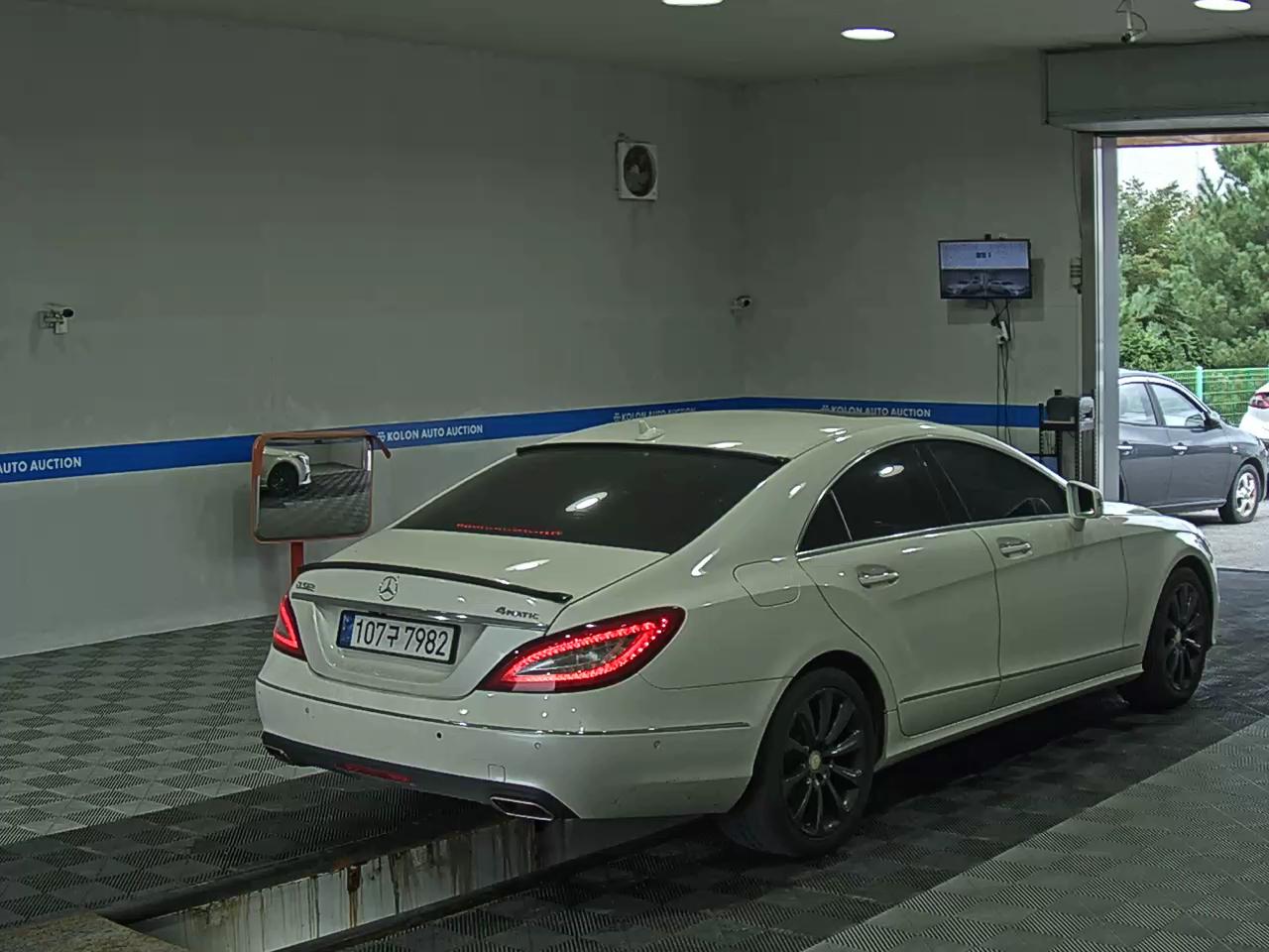 MERCEDES-BENZ CLS-CLASS (2ND GEN) CLS250 d 4MATIC 2016 - zdjęcie 5