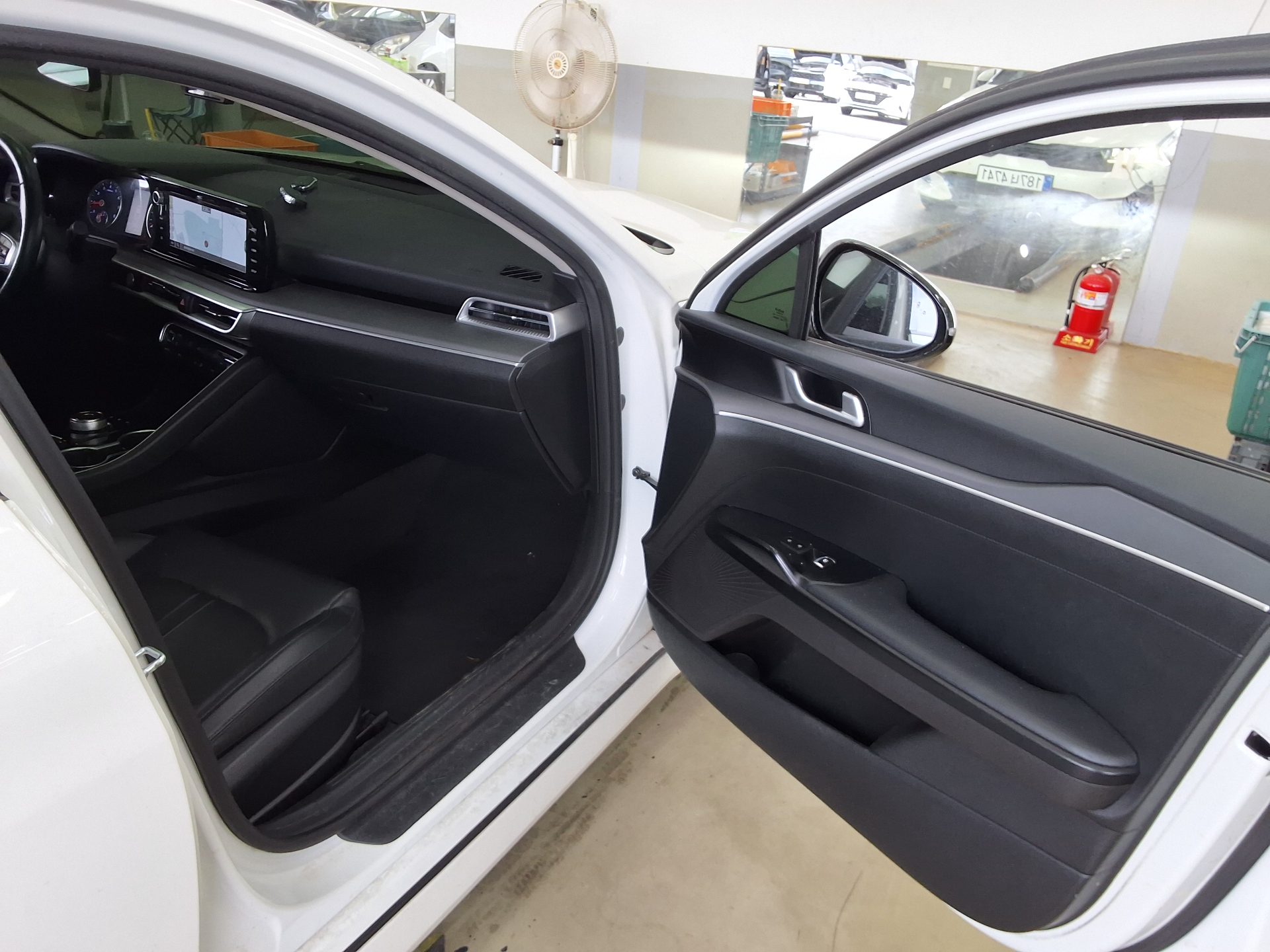 KIA NEW K5 (DL3) 2.0 GASOLINE PRESTIGE 2022 - zdjęcie 14