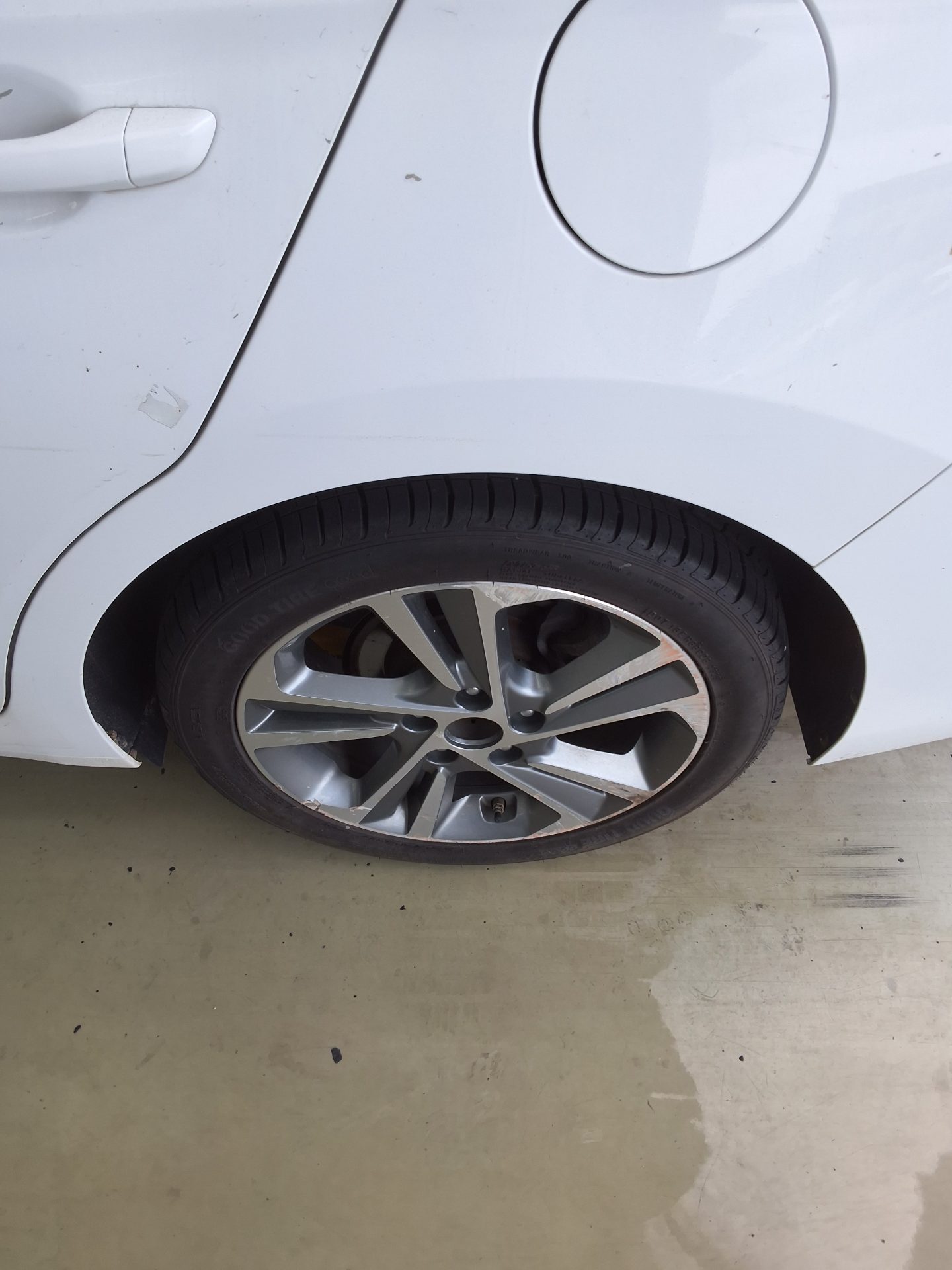 HYUNDAI AVANTE AD 1.6 GDi SMART 2016 - zdjęcie 21