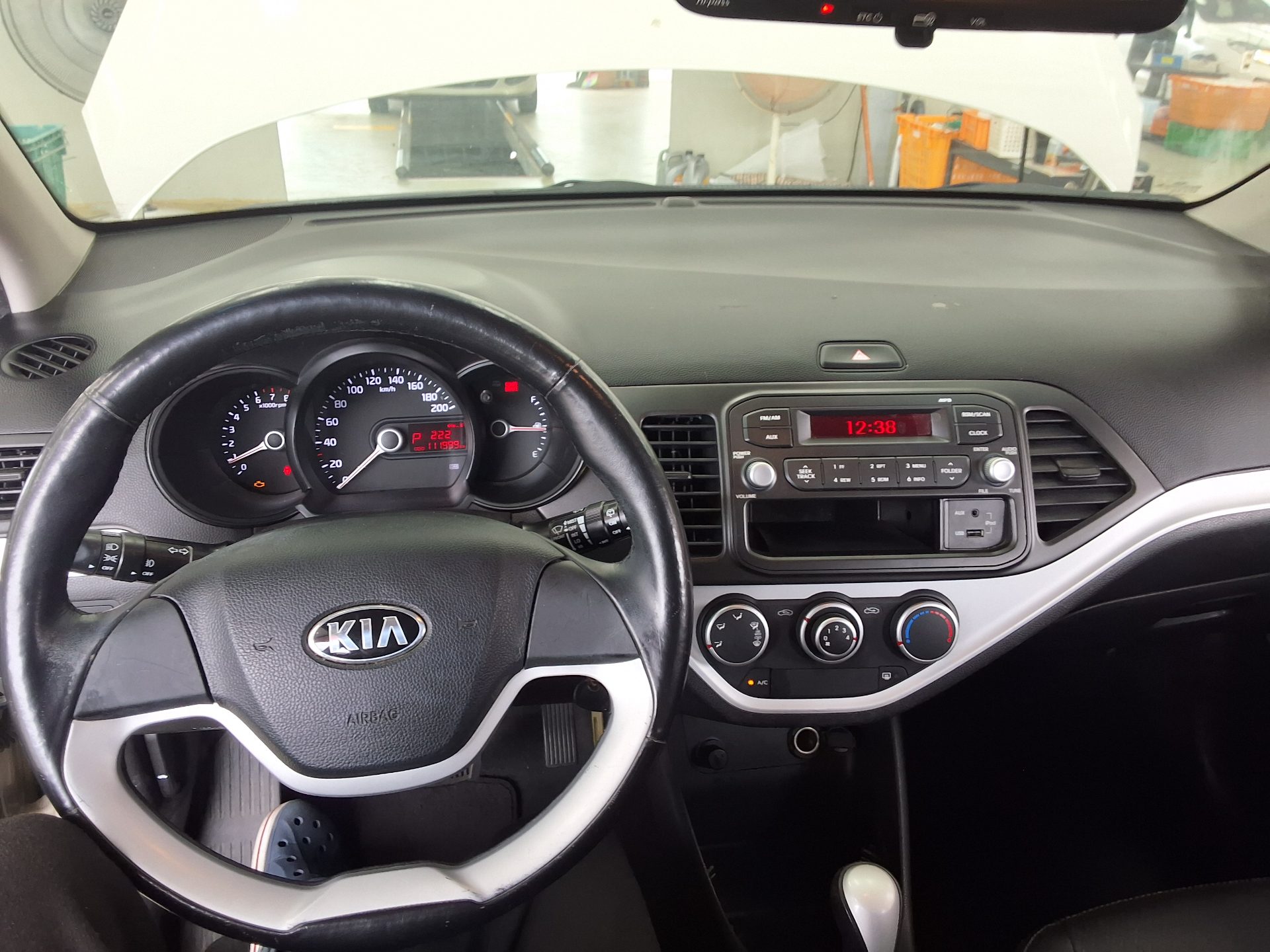 KIA ALL NEW MORNING GASOLINE DELUXE 2013 - zdjęcie 18