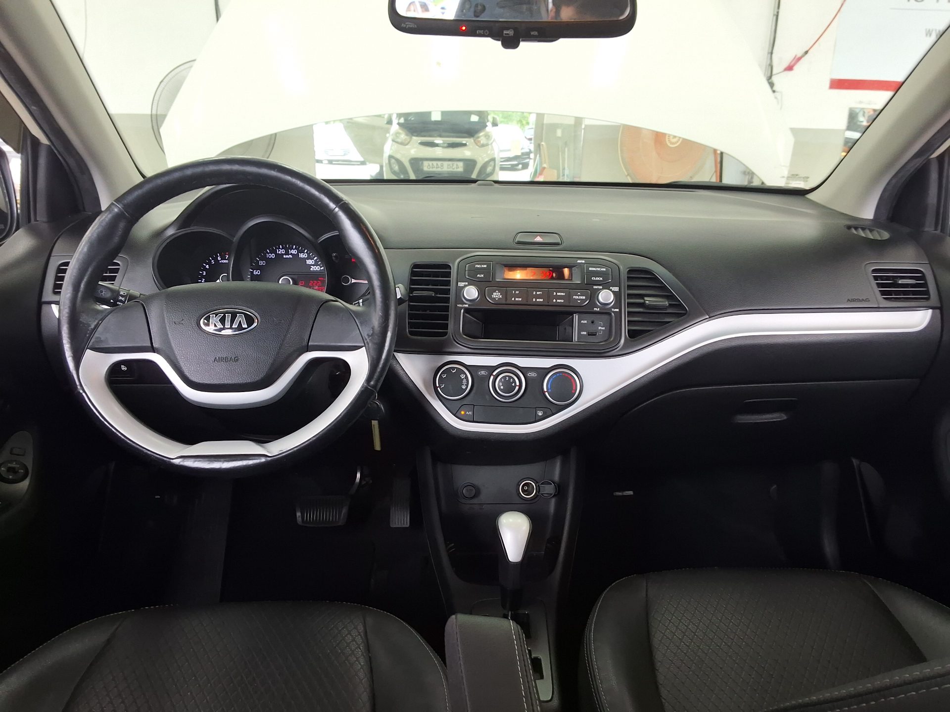 KIA ALL NEW MORNING GASOLINE DELUXE 2013 - zdjęcie 12