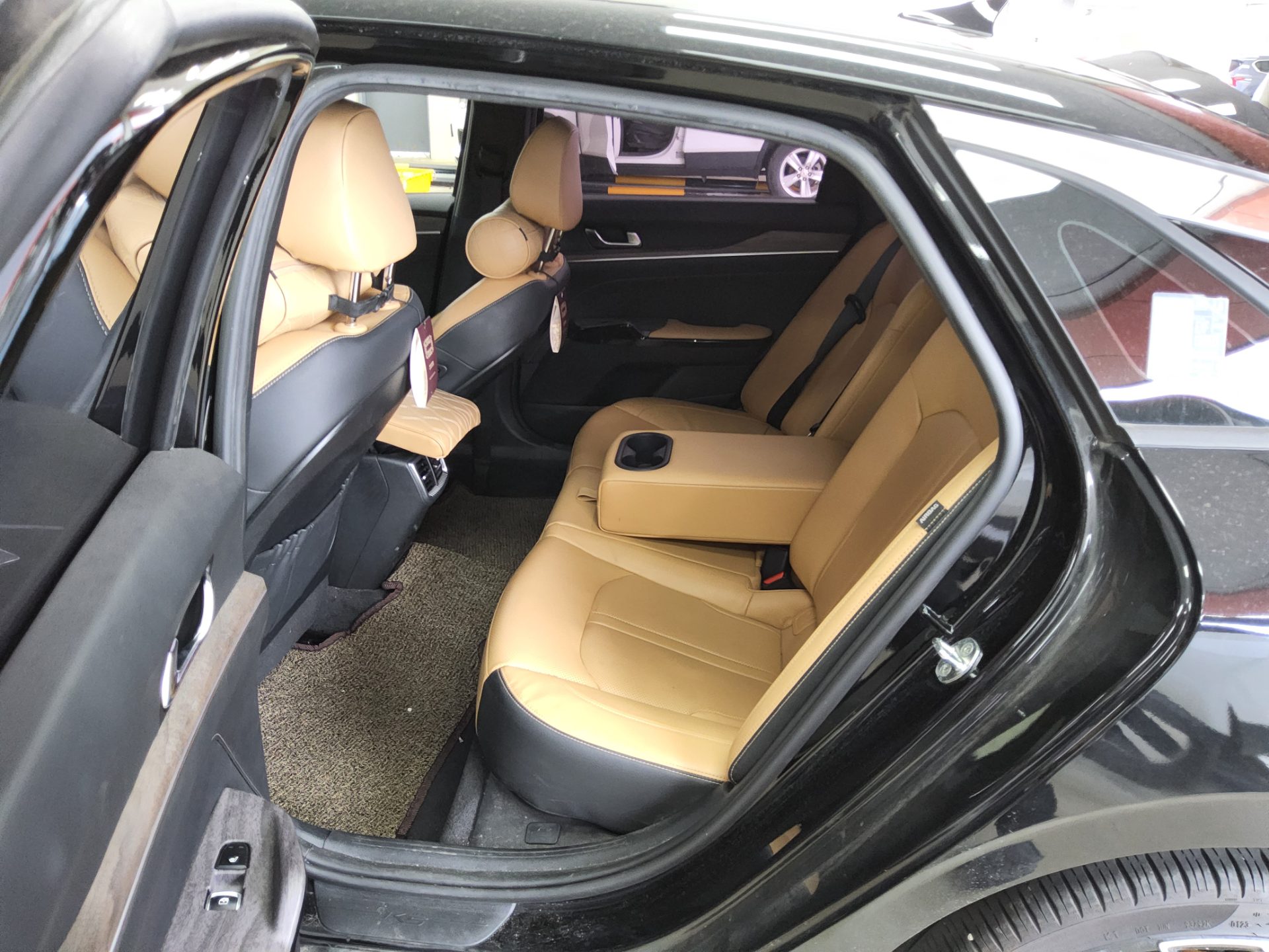 KIA NEW K5 (DL3) 1.6 GASOLINE TURBO NOBLESSE 2022 - zdjęcie 12