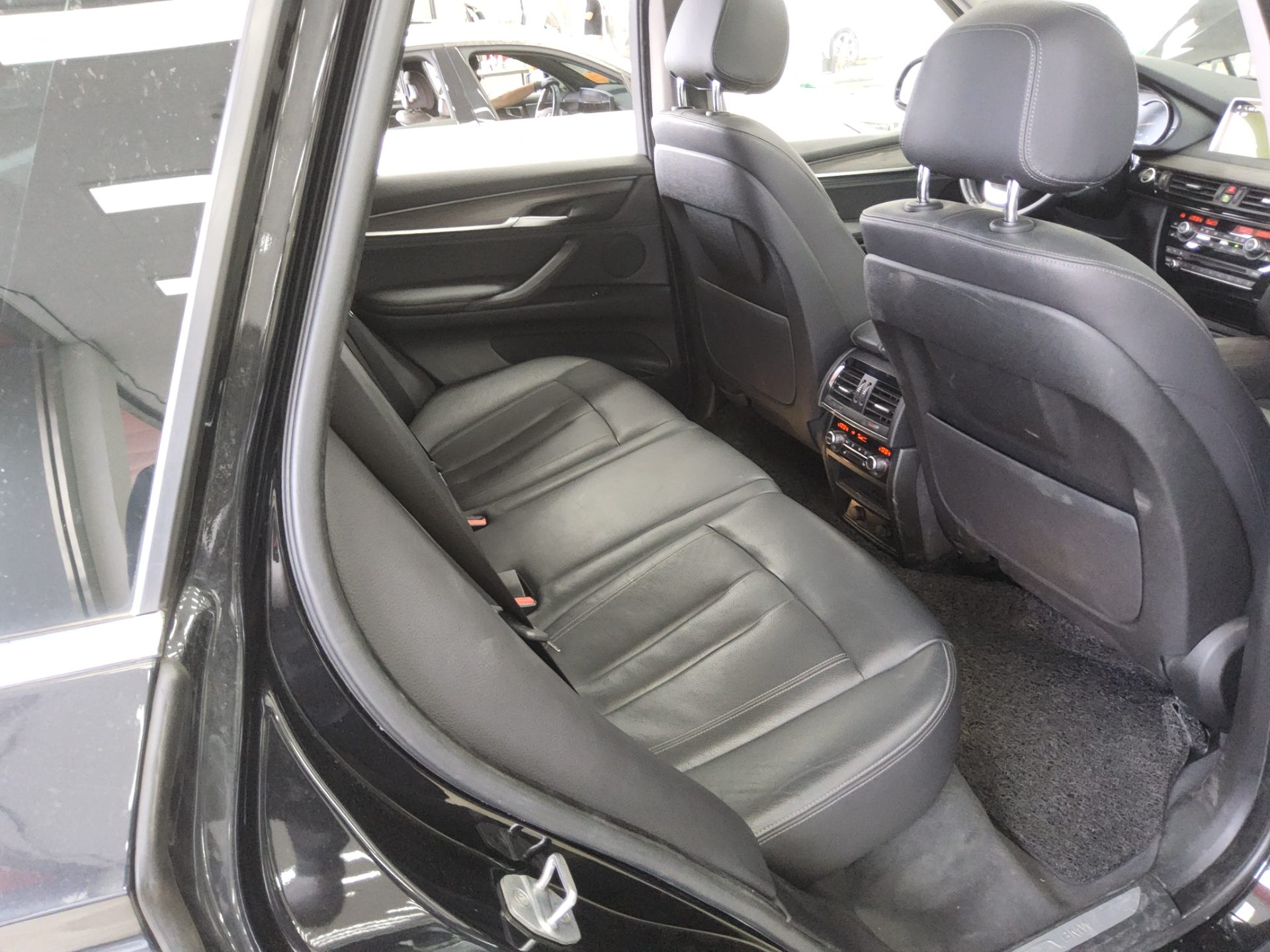 BMW X5 (3RD GEN) 30d xDRIVE 2018 - zdjęcie 13