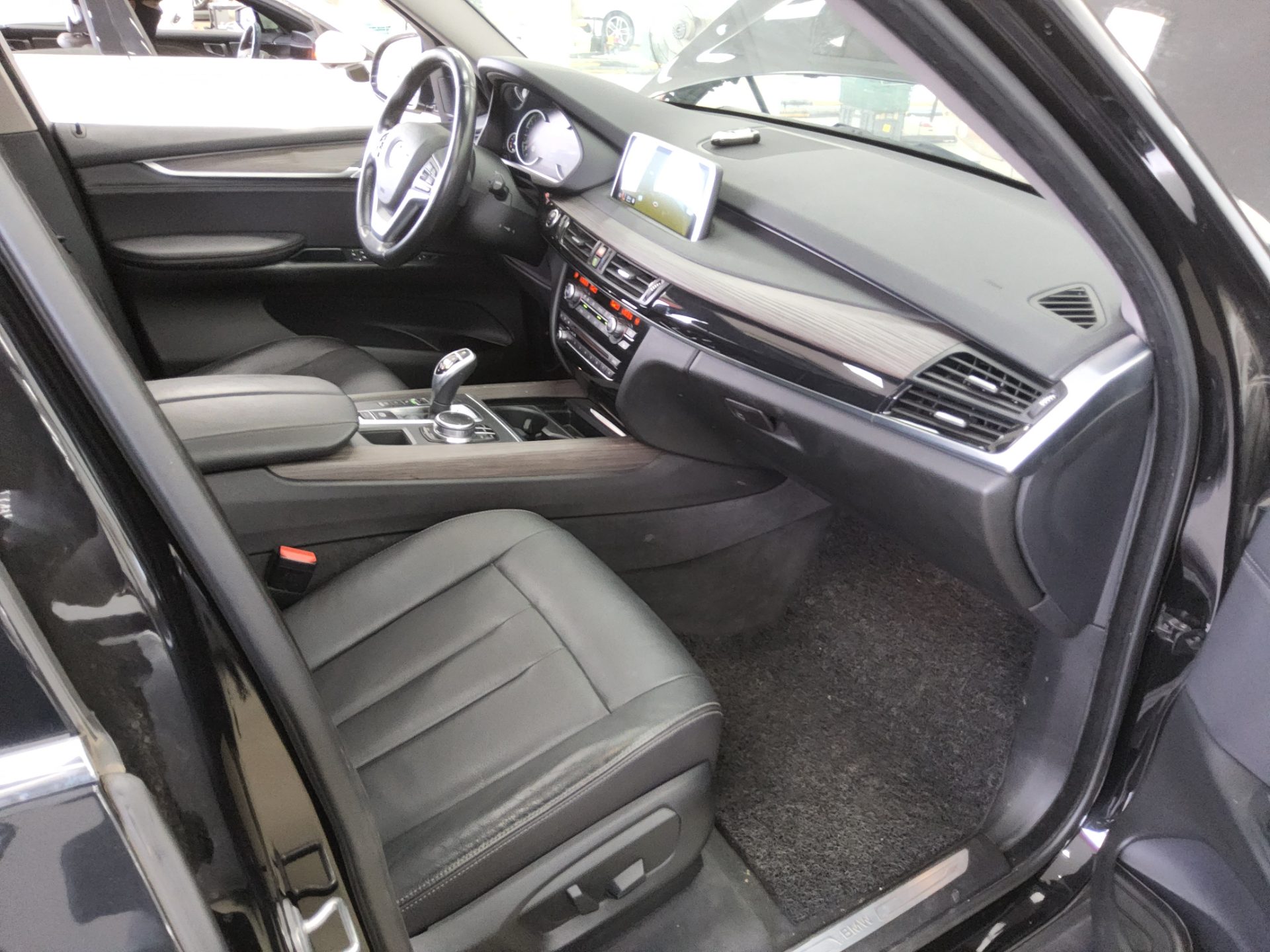 BMW X5 (3RD GEN) 30d xDRIVE 2018 - zdjęcie 14