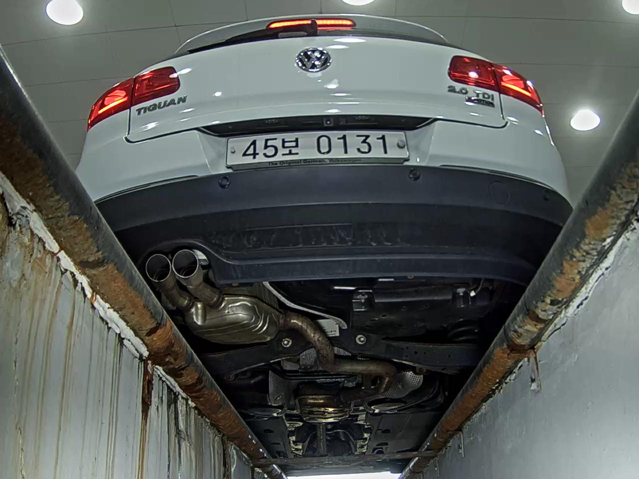 VOLKSWAGEN TIGUAN (2ND GEN) 2.0 TDI 2016 - zdjęcie 8