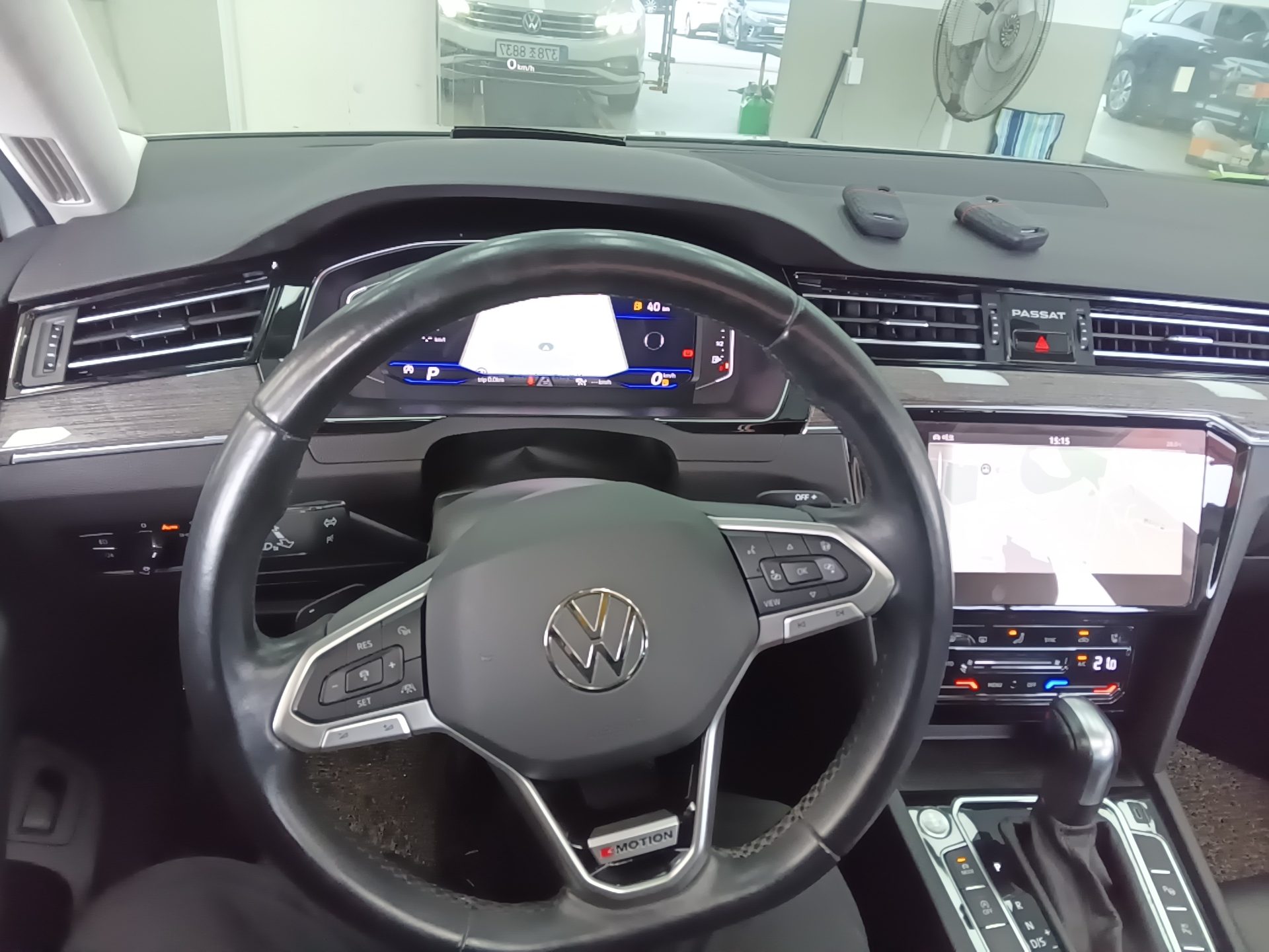 VOLKSWAGEN PASSAT GT (8TH GEN) 2.0 TDI 4MOTION PRESTIGE 2022 - zdjęcie 17