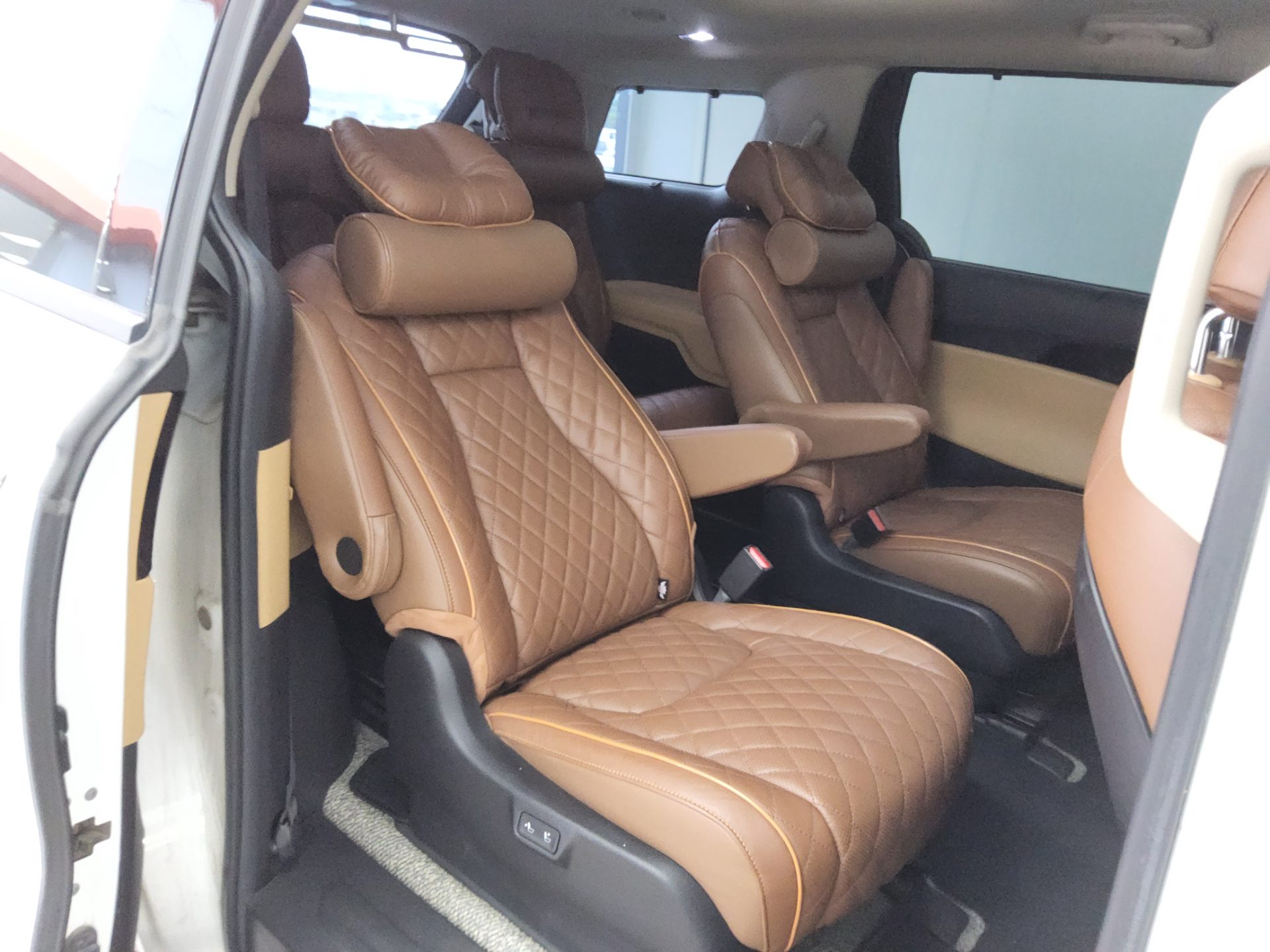 KIA NEW CARNIVAL (KA4) 9-SEATER DIESEL SIGNATURE 2021 - zdjęcie 13