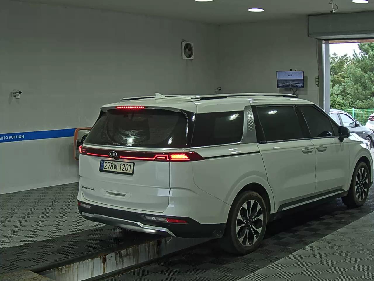KIA NEW CARNIVAL (KA4) 9-SEATER DIESEL SIGNATURE 2021 - zdjęcie 5