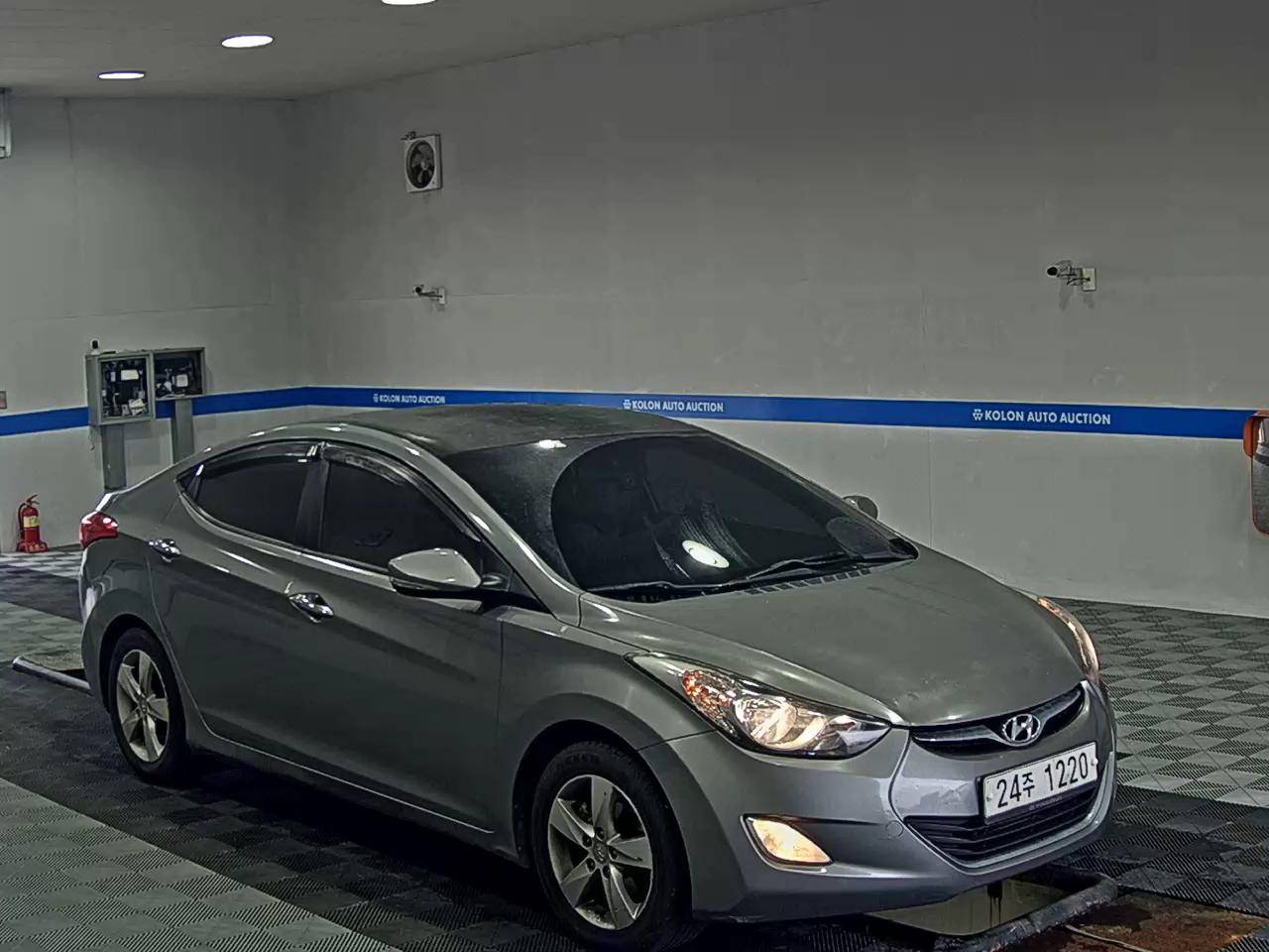 HYUNDAI AVANTE MD DISABLED VEHICLE LPi 2012 - zdjęcie 3