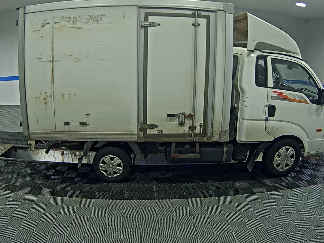 KIA BONGO III CARGO CRDi KING CAB EXTRA LONG WHEELBASE 2017 - zdjęcie 4