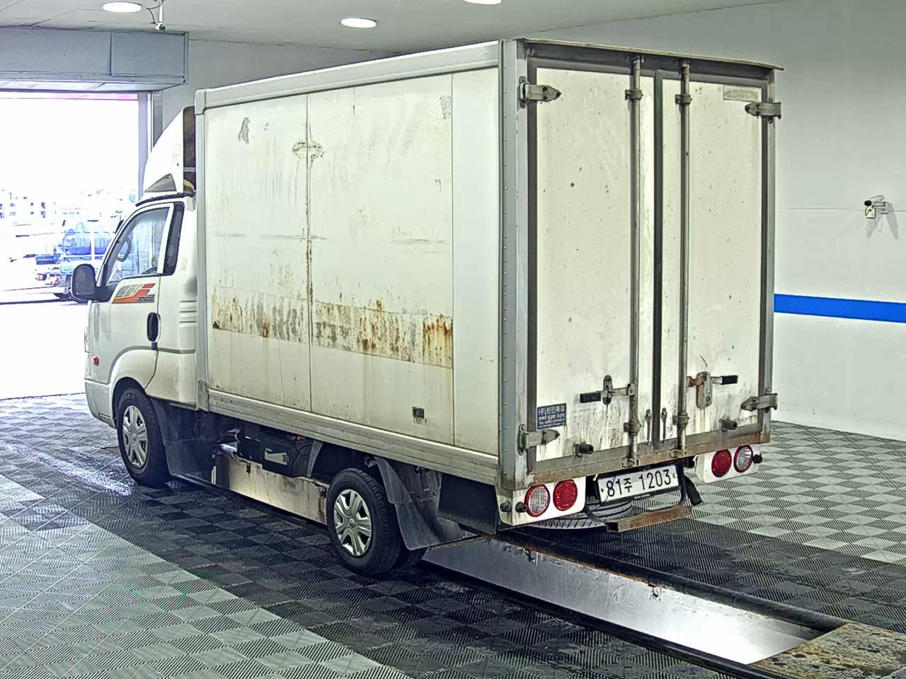 KIA BONGO III CARGO CRDi KING CAB EXTRA LONG WHEELBASE 2017 - zdjęcie 6