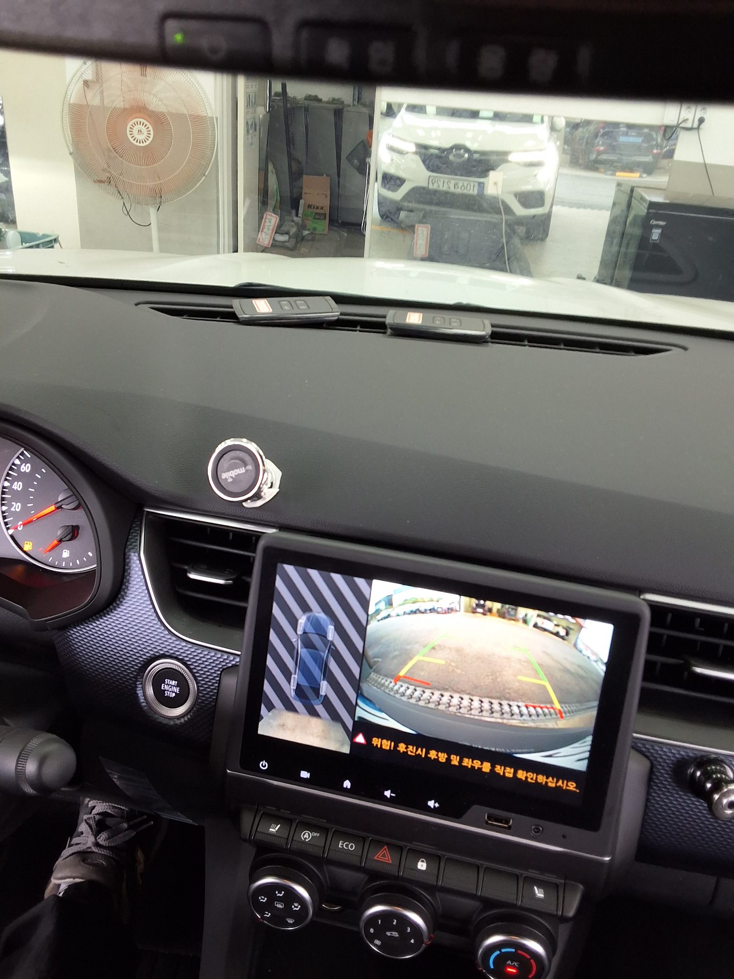 RENAULT (SAMSUNG) XM3 1.6 GTe LE 2024 - zdjęcie 17