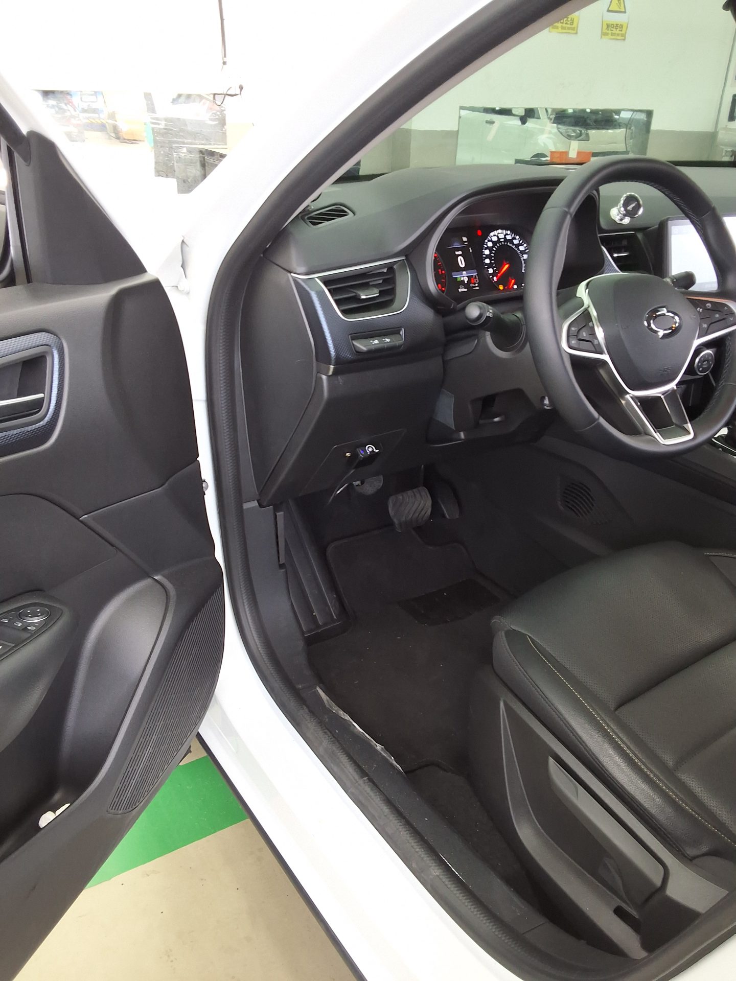 RENAULT (SAMSUNG) XM3 1.6 GTe LE 2024 - zdjęcie 10