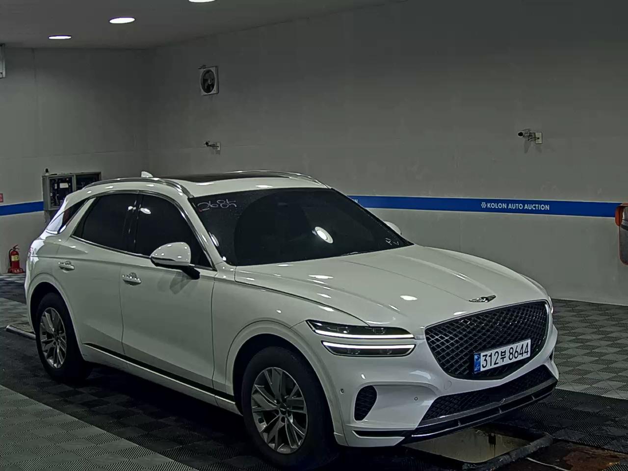 GENESIS GV70 2.5T 2WD BASE MODEL 2023 - zdjęcie 3