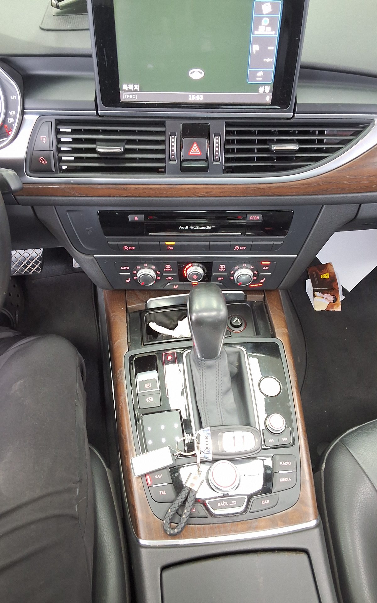 AUDI A6 (4TH GEN) 35 TDI COMFORT 2016 - zdjęcie 18