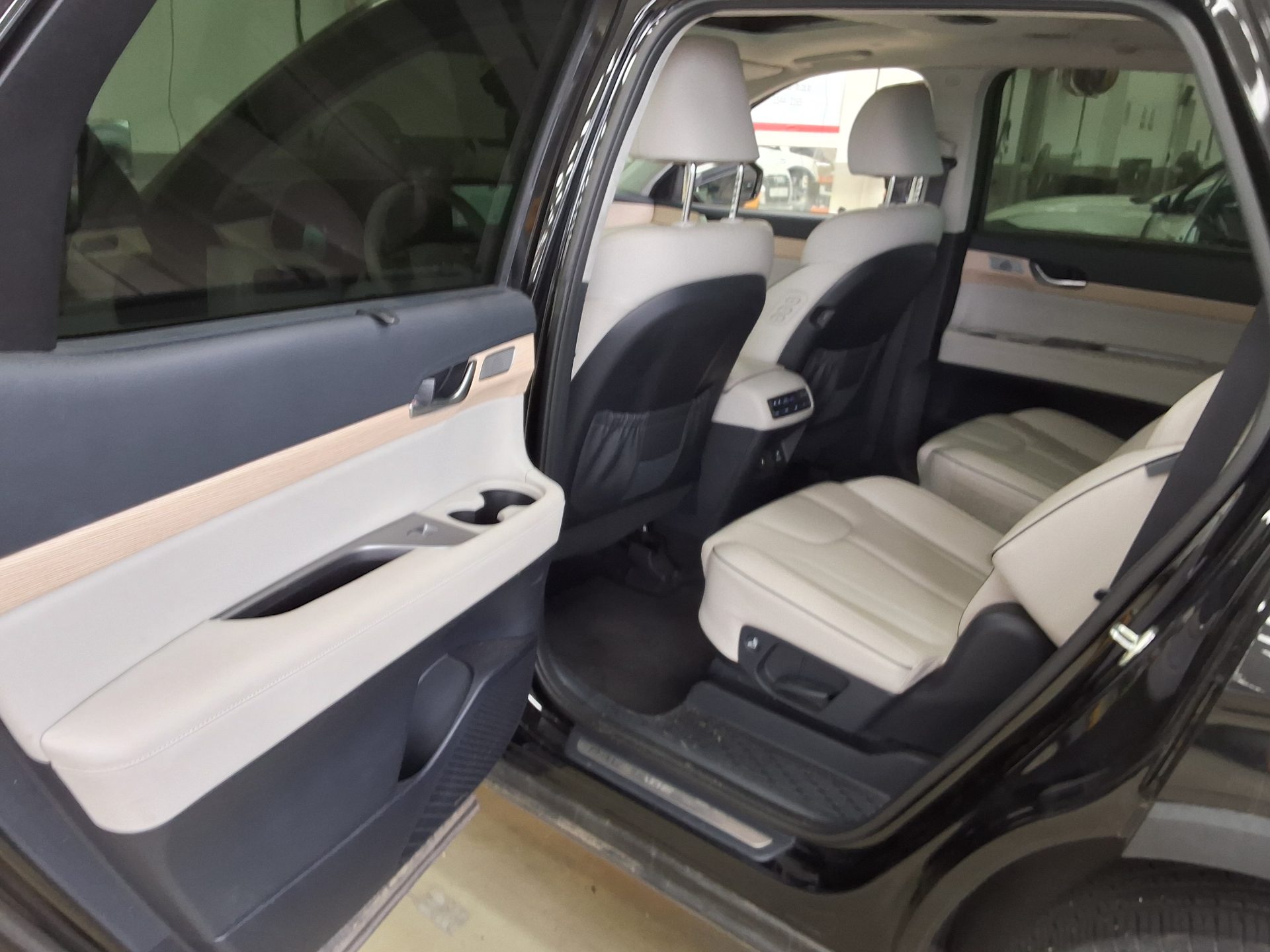HYUNDAI THE NEW PALISADE 2.2 DIESEL 2WD PRESTIGE 2023 - zdjęcie 12